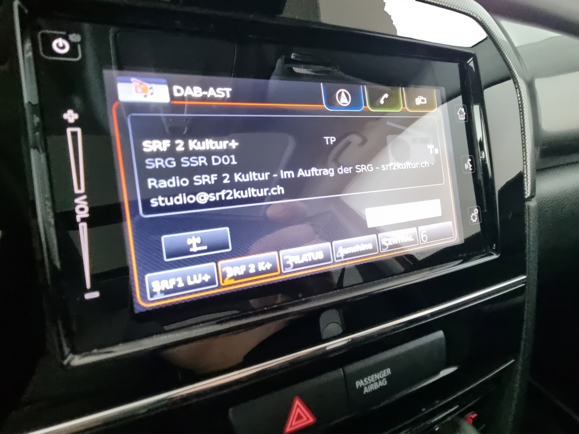 SUZUKI Vitara 1.4 BJT 140PS Compact Top 2017 4x4 Automat-image-15