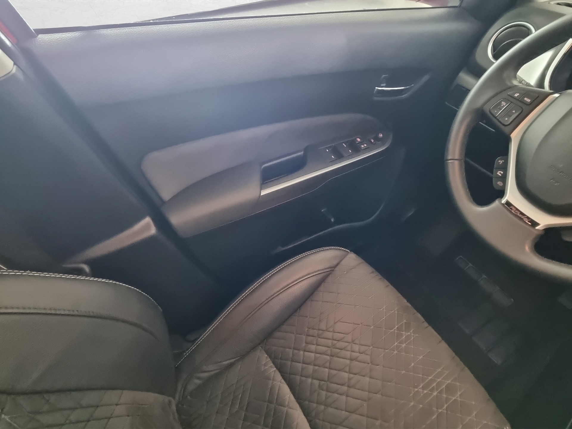 SUZUKI Vitara 1.4 BJT 140PS Compact Top 2017 4x4 Automat-image-11