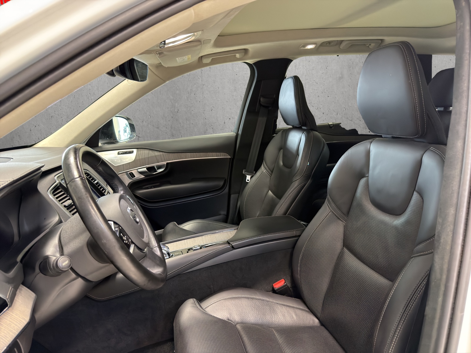 VOLVO XC90 T8 eAWD PluginHybrid Xclusive Dark Geartronic-image-9