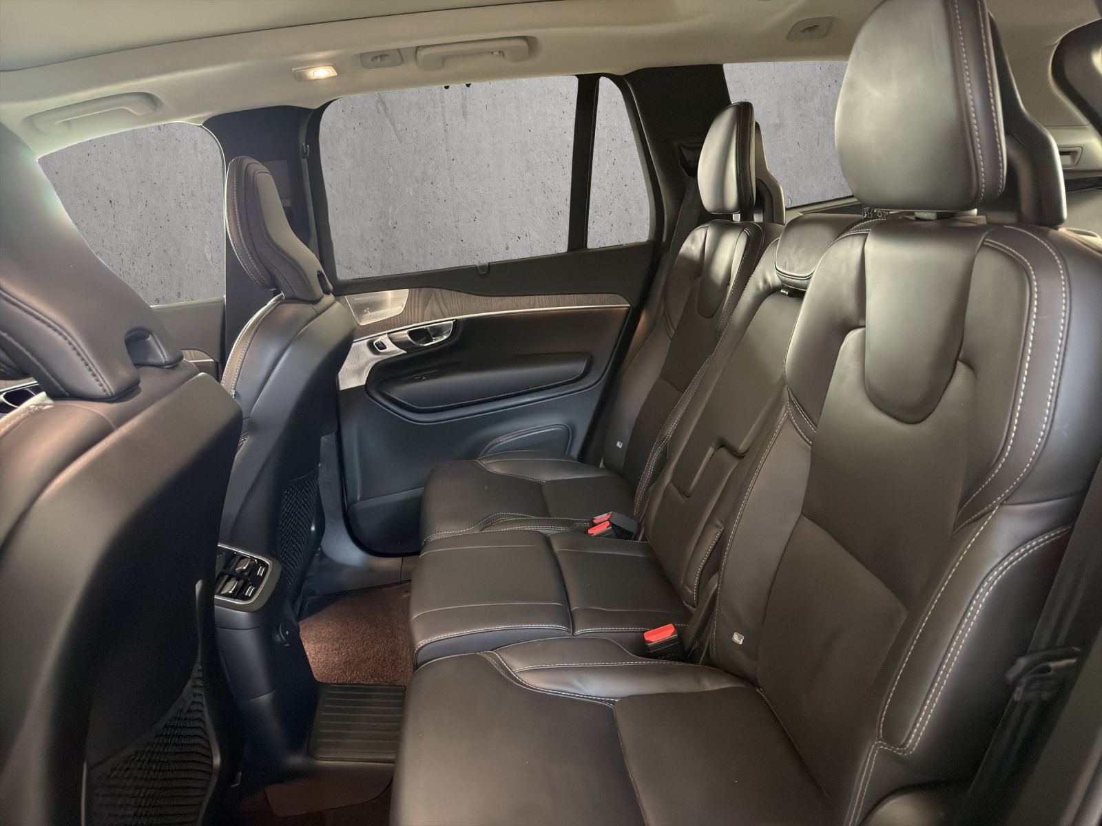 VOLVO XC90 T8 eAWD PluginHybrid Xclusive Dark Geartronic-image-14