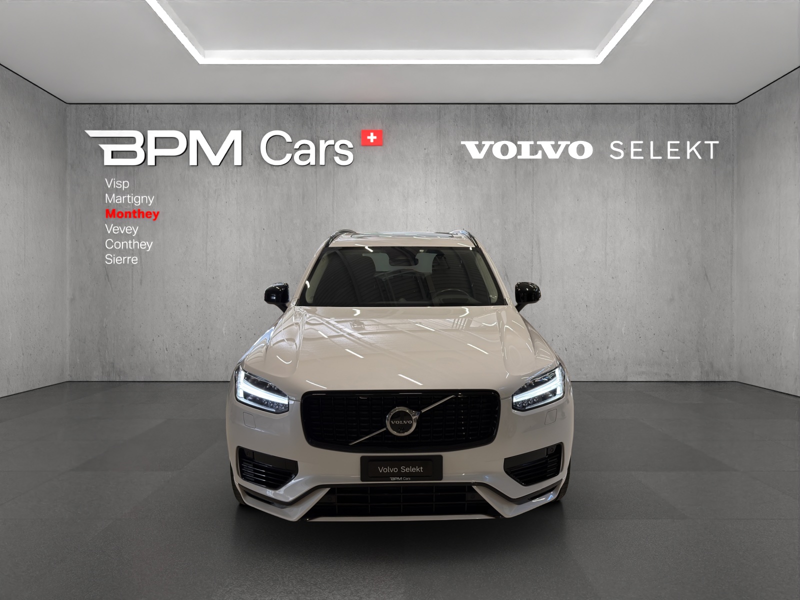 VOLVO XC90 T8 eAWD PluginHybrid Xclusive Dark Geartronic-showroom-element-1