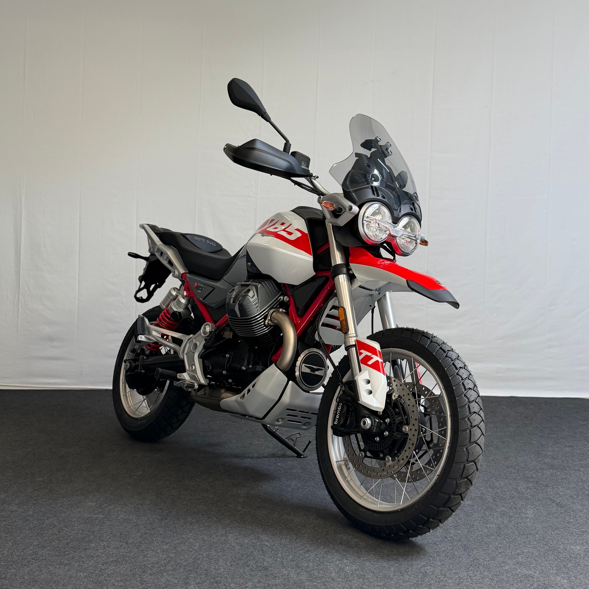 MOTO GUZZI V85 TT E5+-image-1