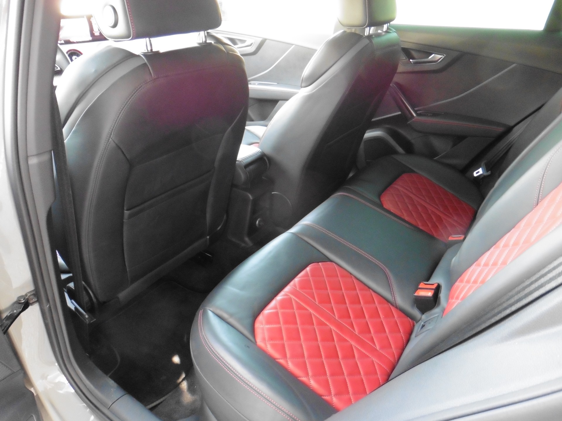 AUDI SQ2 TFSI quattro S-tronic-image-21