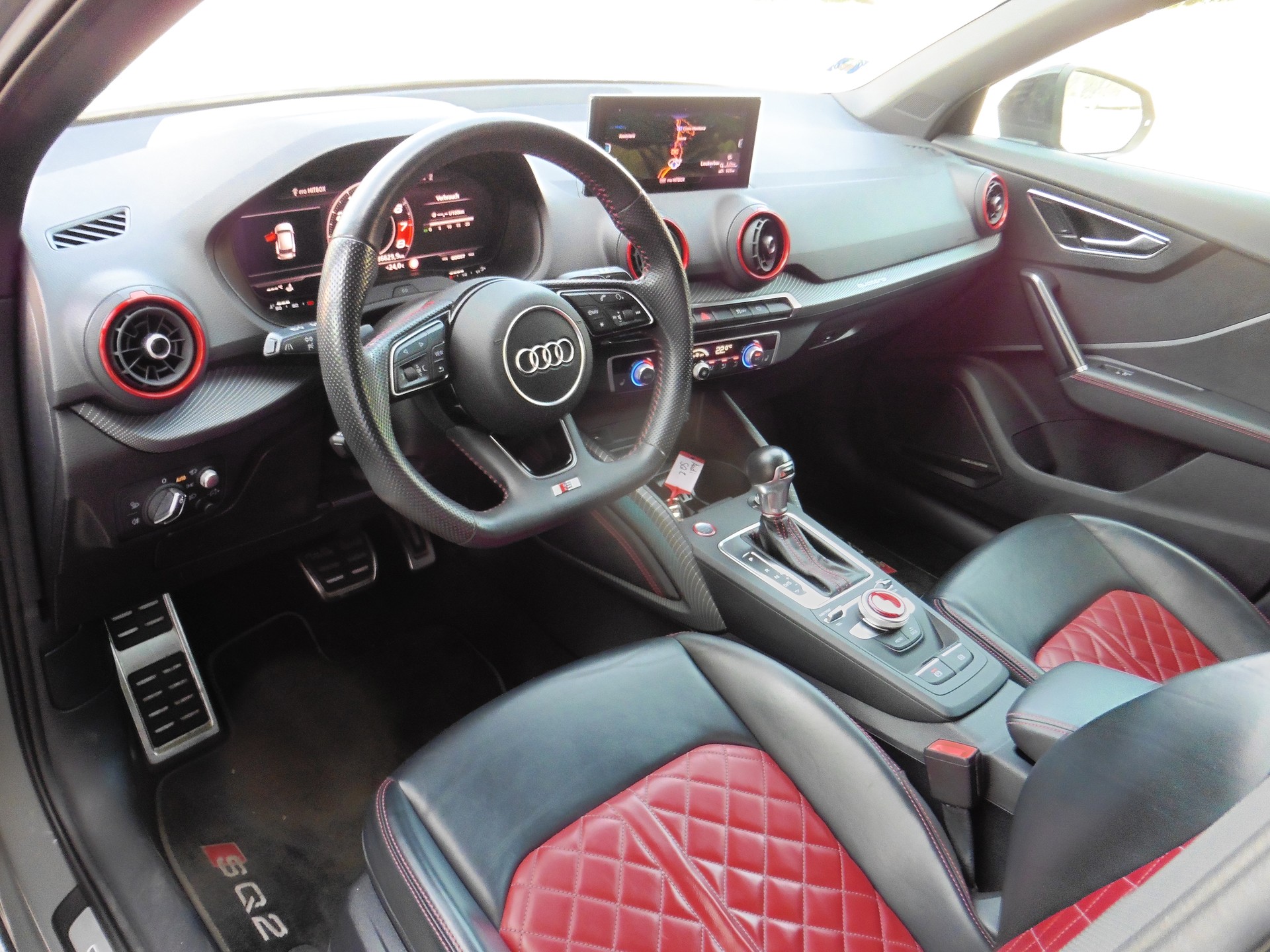 AUDI SQ2 TFSI quattro S-tronic-image-13