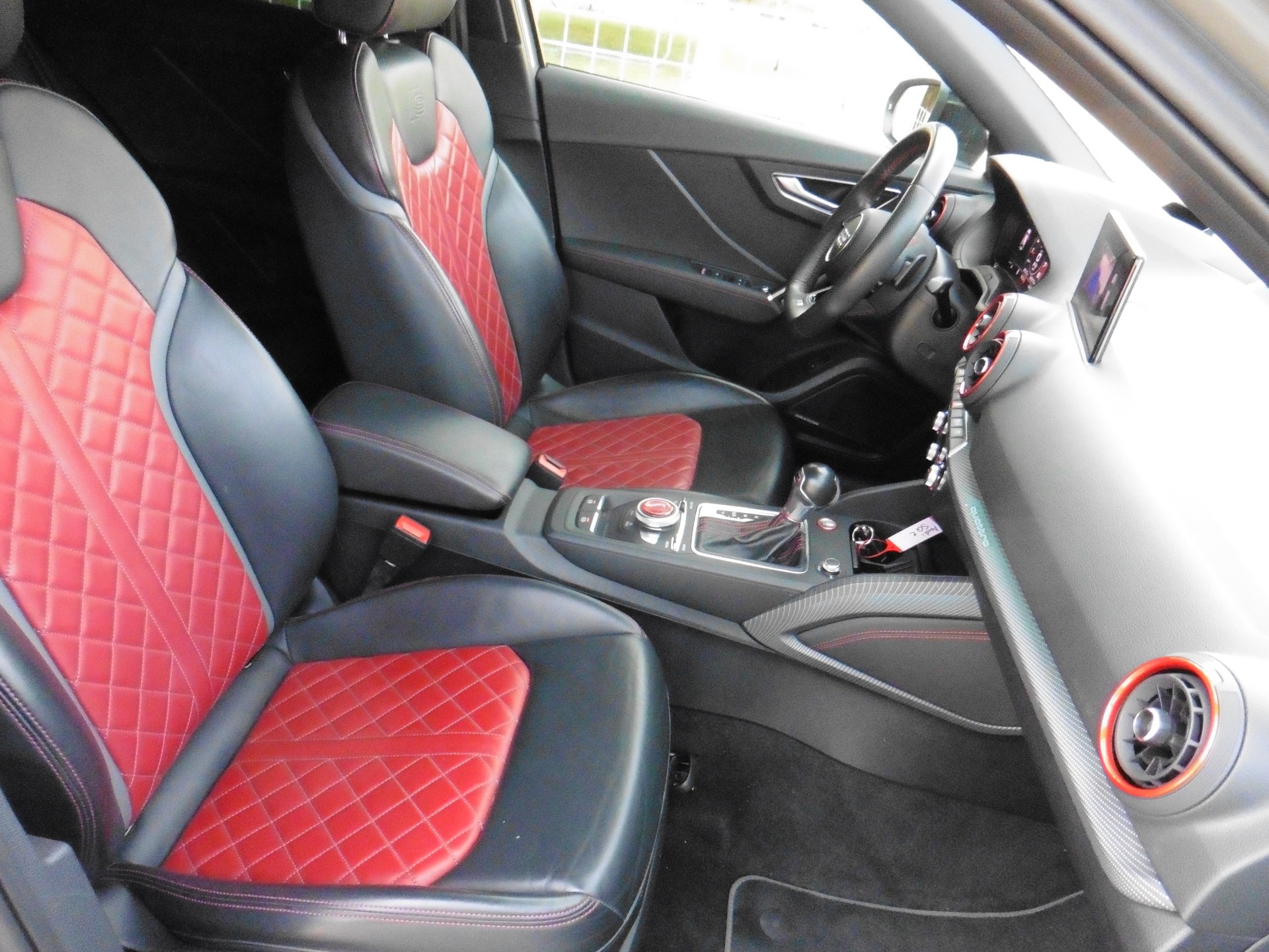 AUDI SQ2 TFSI quattro S-tronic-image-22