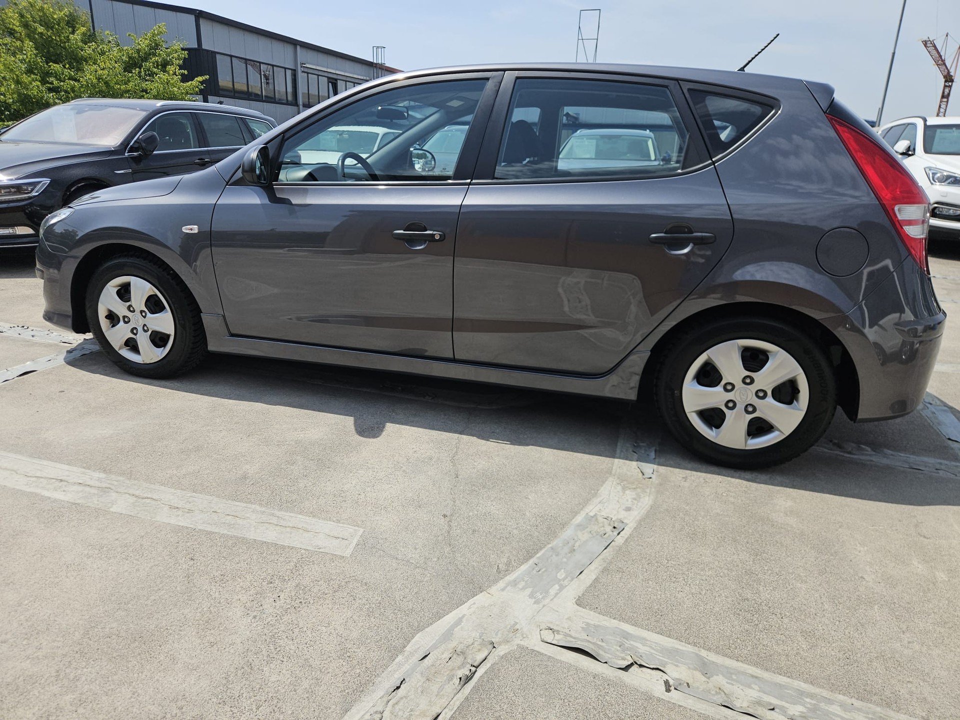HYUNDAI i30 1.4 Comfort-showroom-element-1