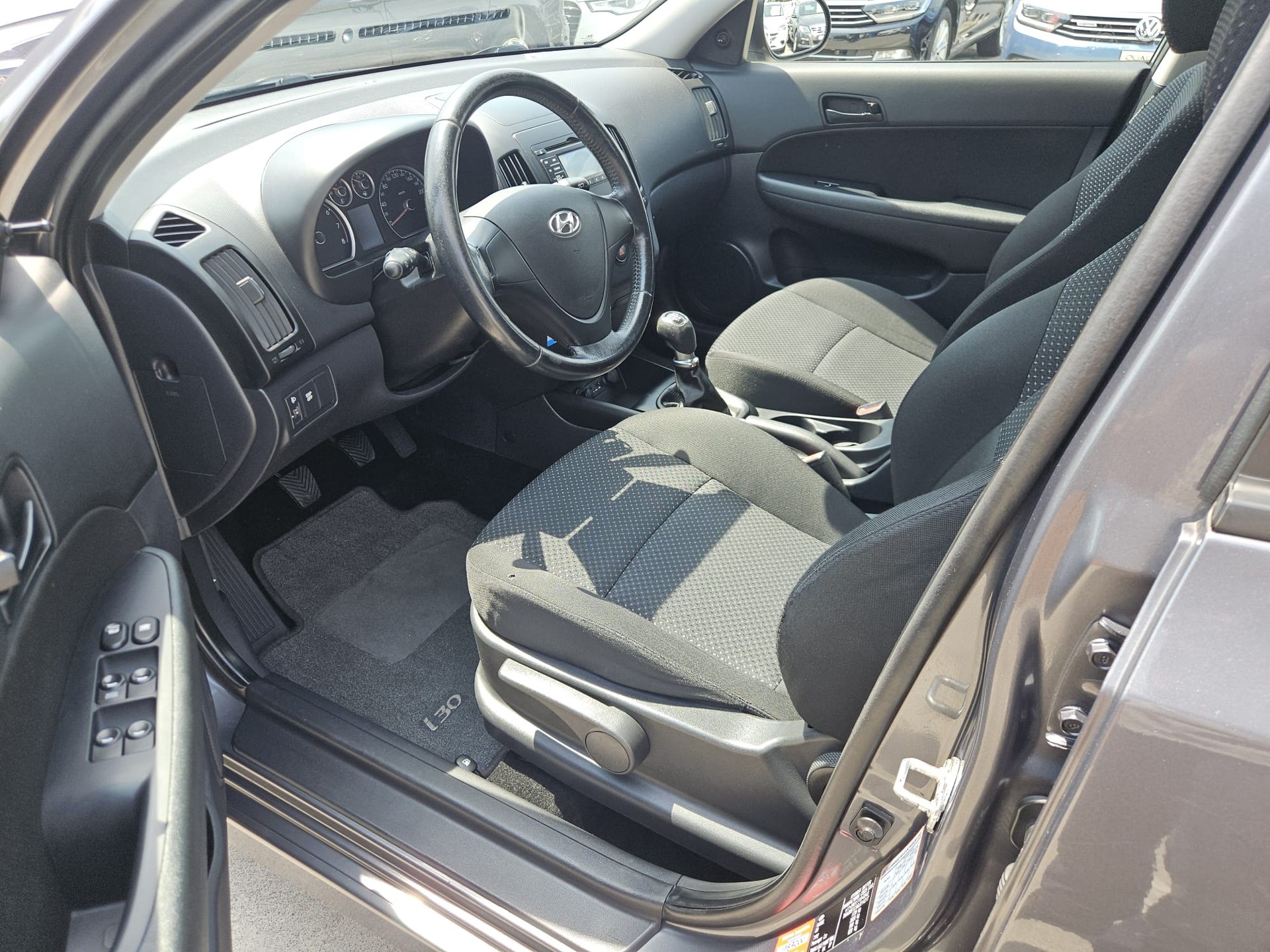 HYUNDAI i30 1.4 Comfort-image-10