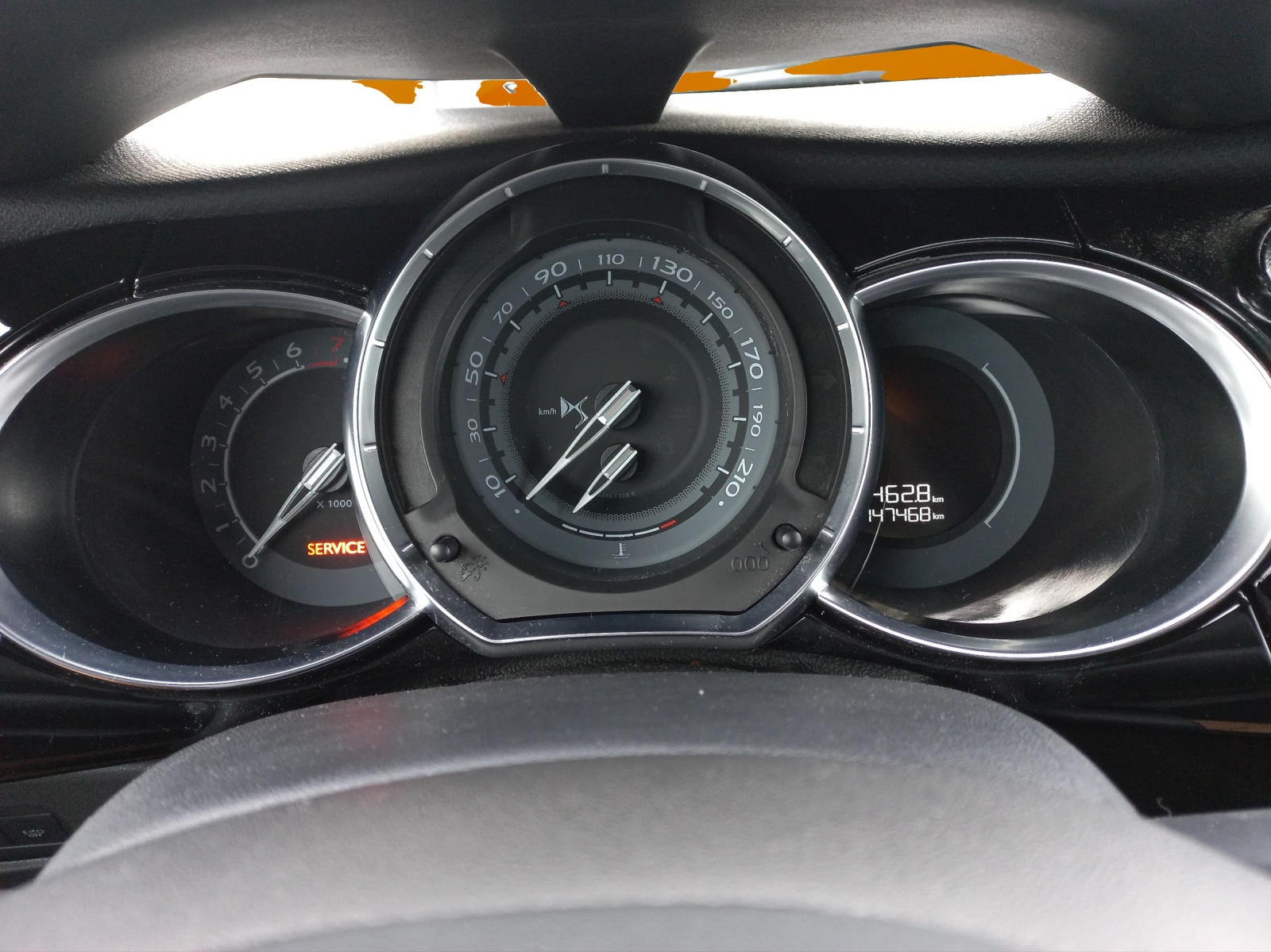 DS AUTOMOBILES DS 3 1.2 PureTech SO Chic-image-12
