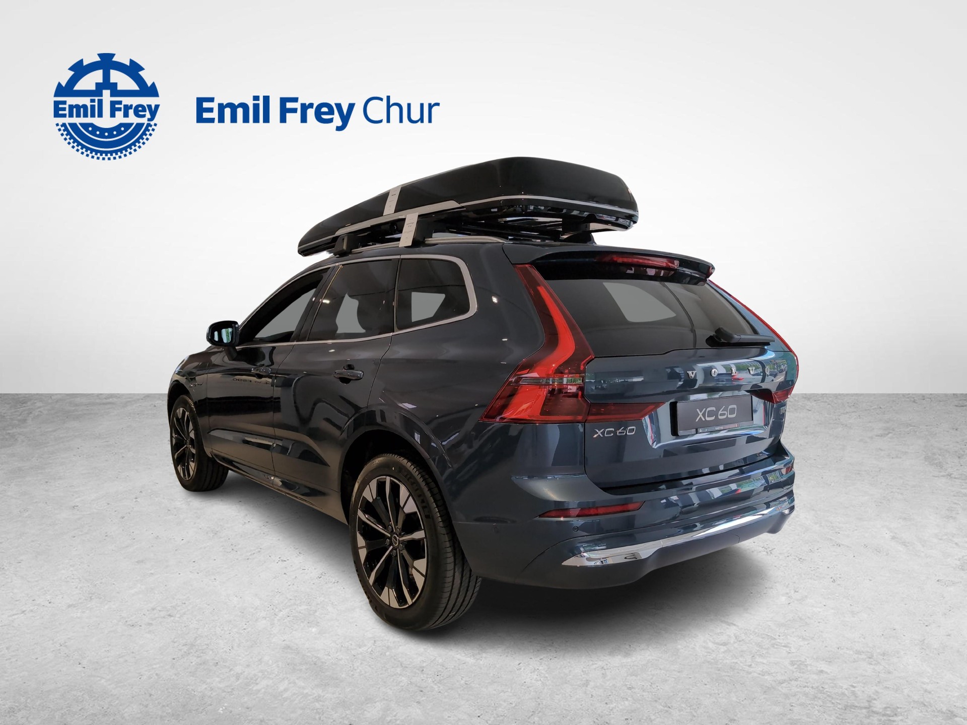 VOLVO XC60 2.0 T8 TE Ultra Bright eAWD-showroom-element-2