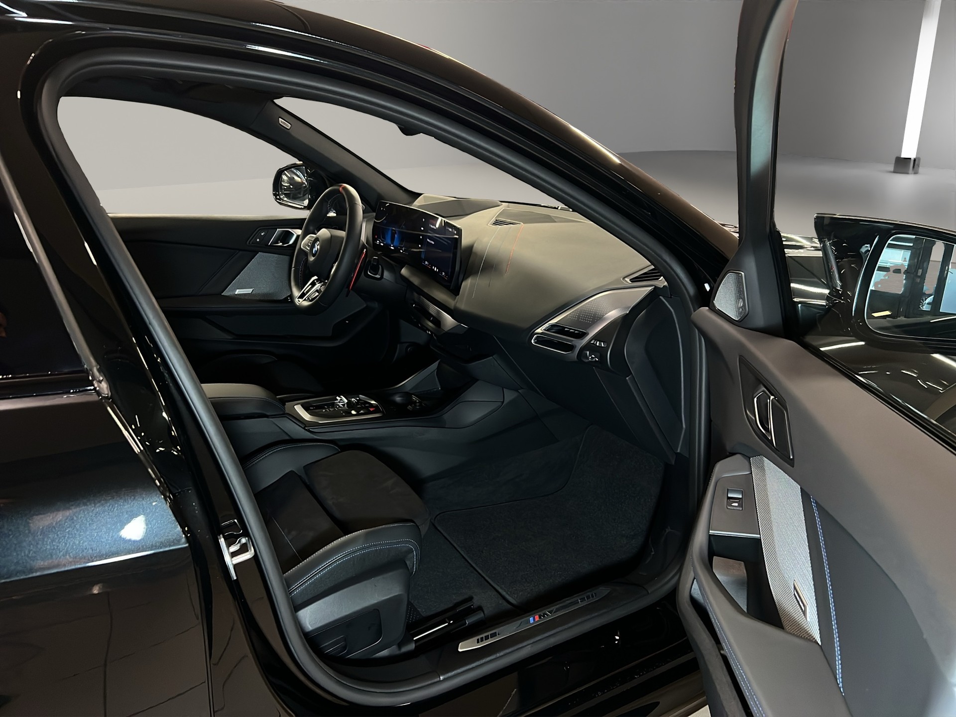 BMW M135 xDrive LEASING à partir de CHF 510.-/mois-image-15