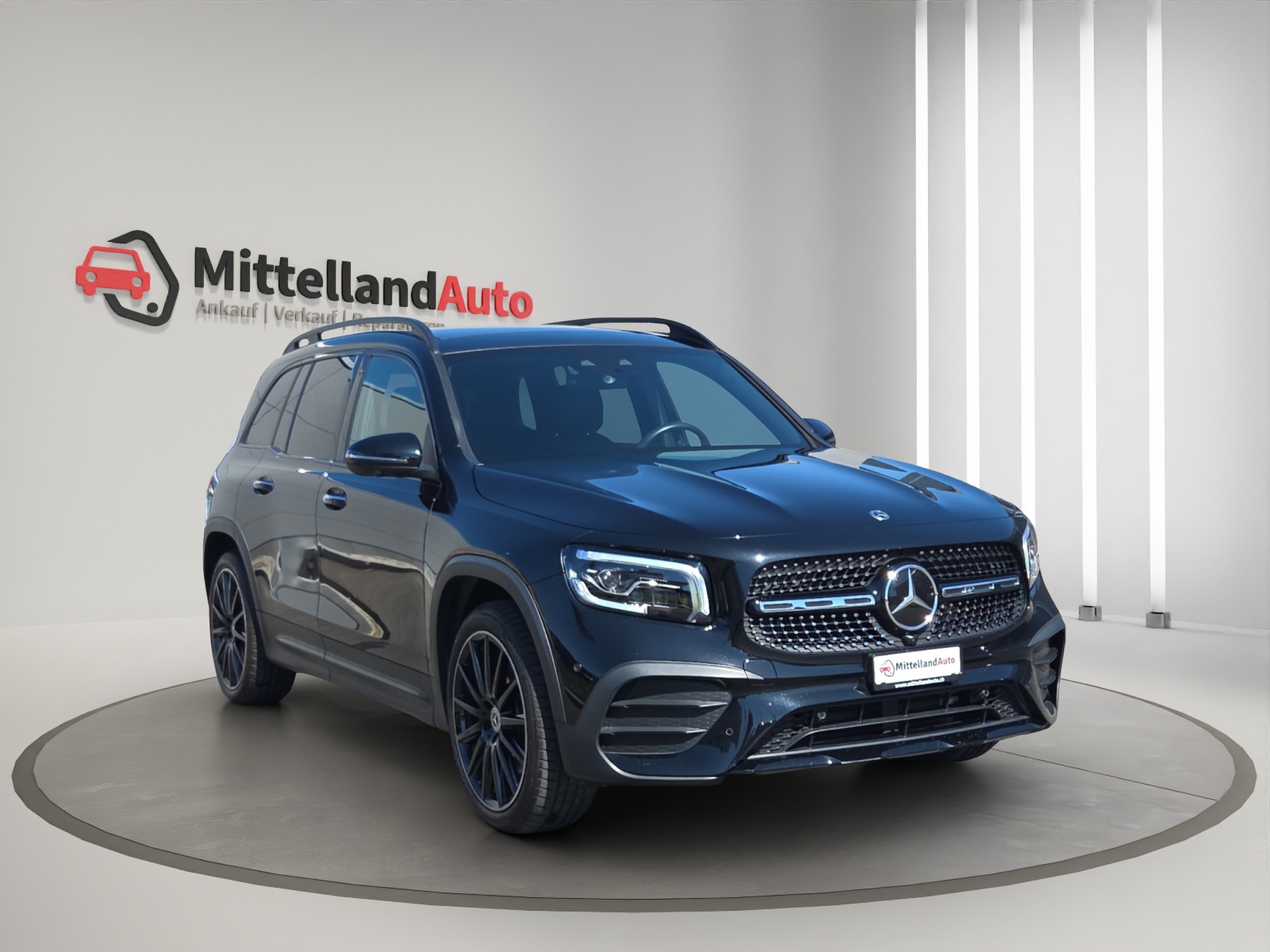 MERCEDES-BENZ GLB 250 4Matic AMG Line 8G-Tronic-showroom-element-2