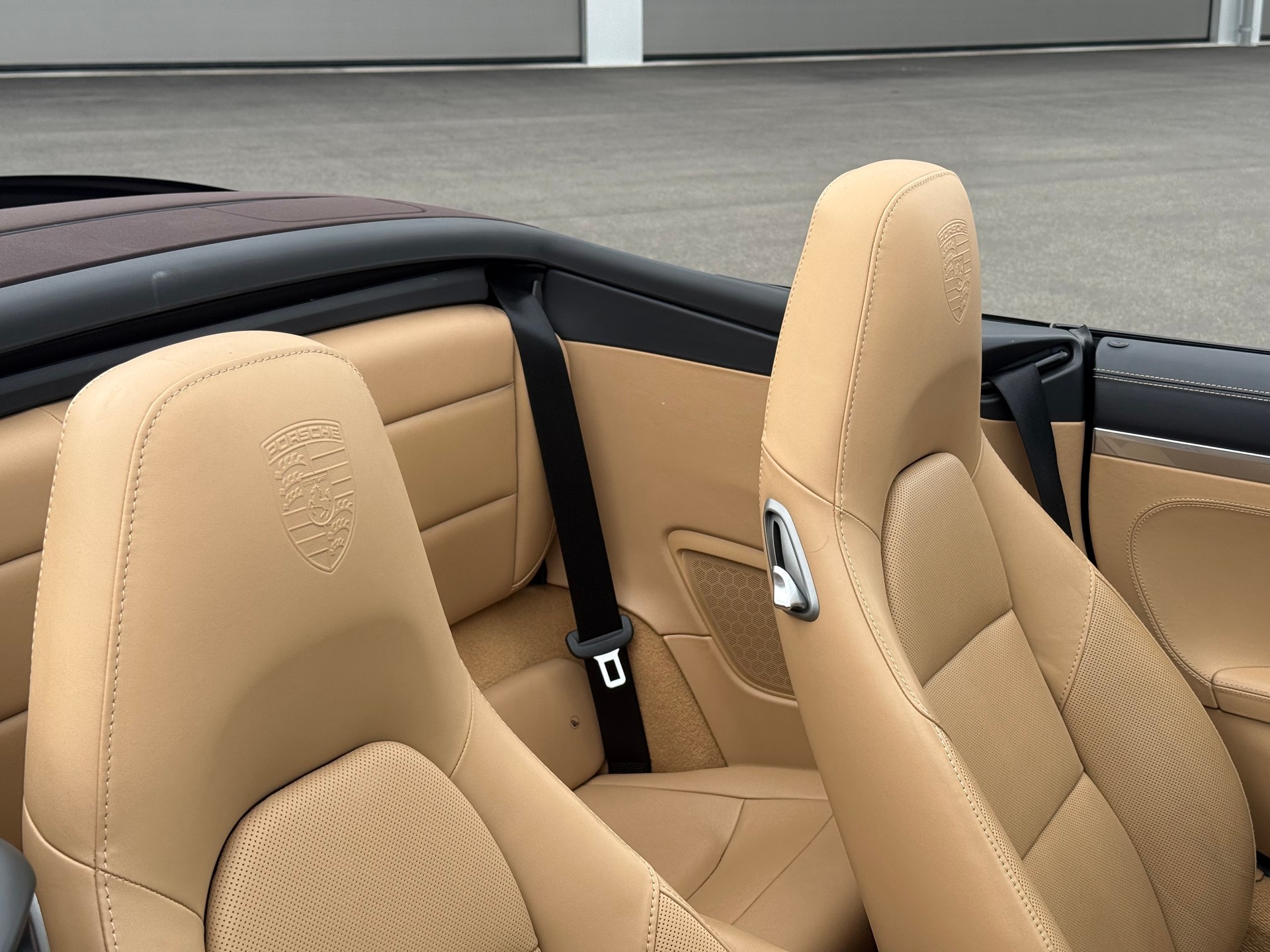 PORSCHE 911 Cabrio Carrera 4S PDK-image-16