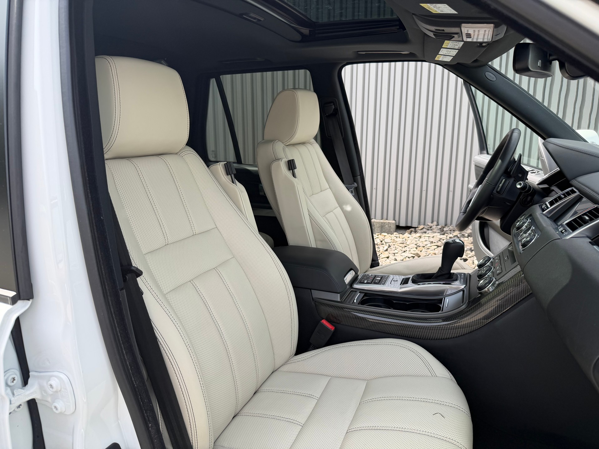 LAND ROVER Range Rover Sport 5.0 V8 SC Automatic-image-18