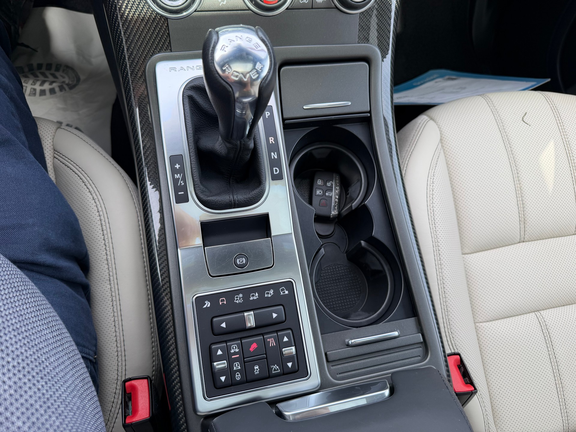 LAND ROVER Range Rover Sport 5.0 V8 SC Automatic-image-36