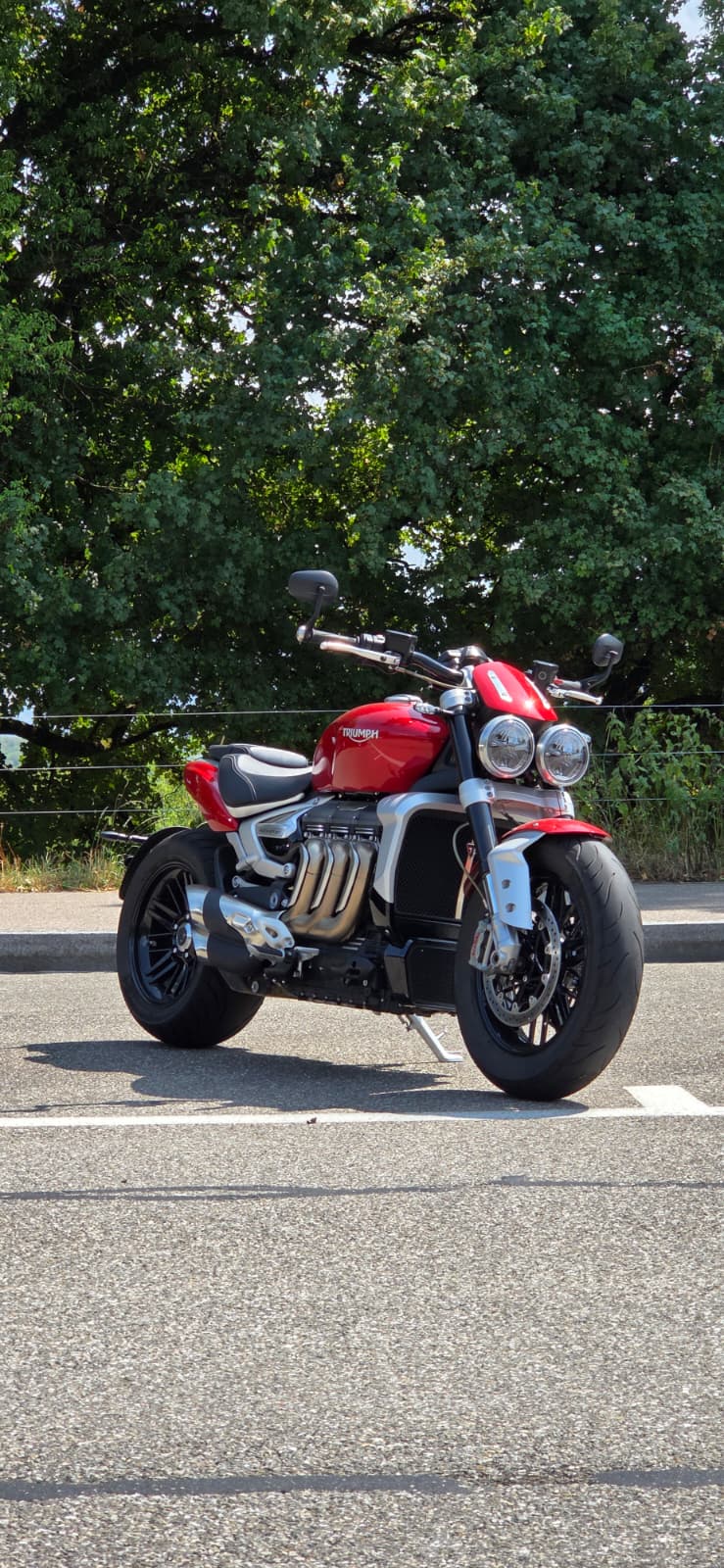 TRIUMPH Rocket 3 R-image-1