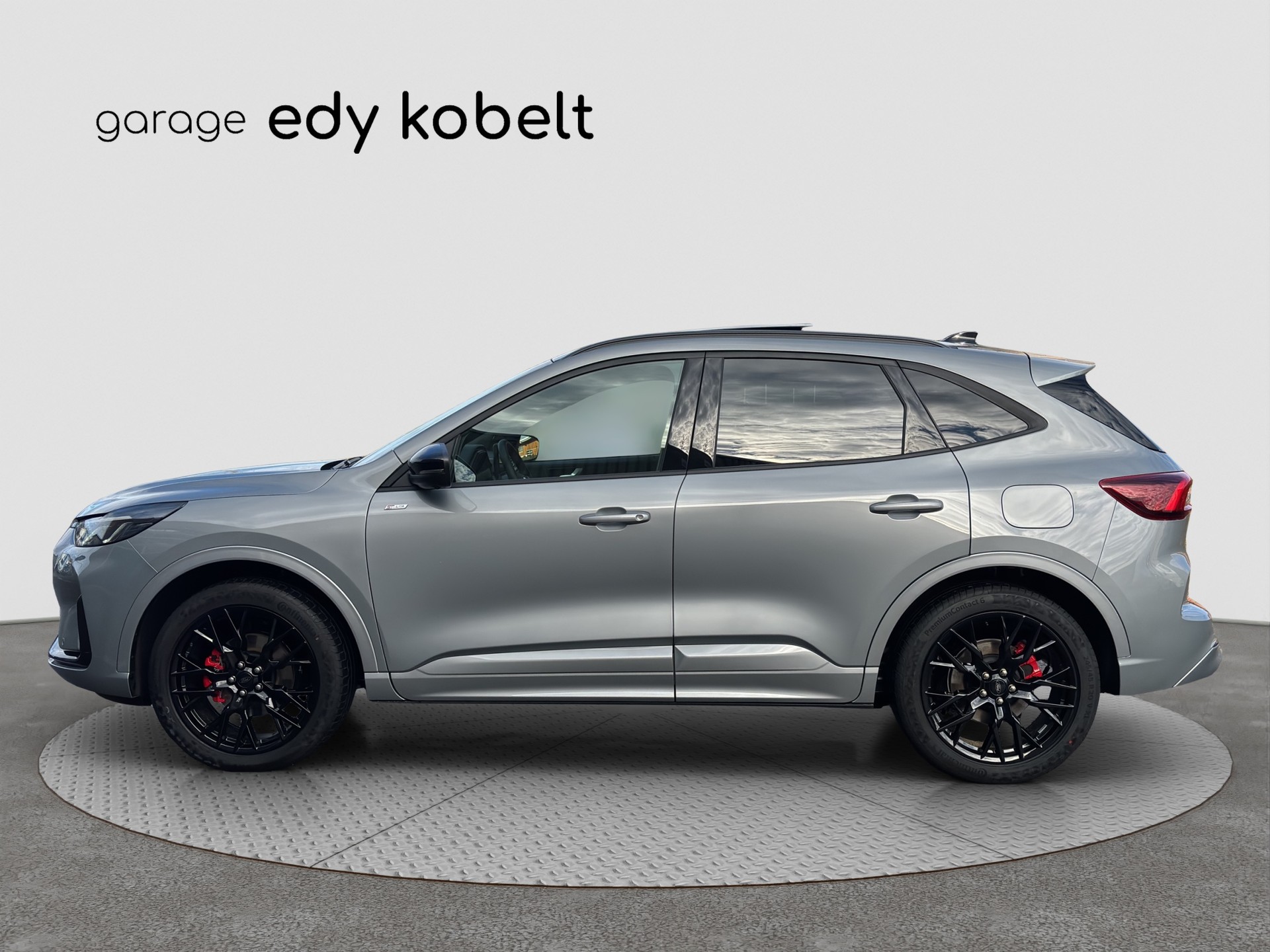 FORD Kuga 2.5 FHEV ST-Line X 4WD-showroom-element-1