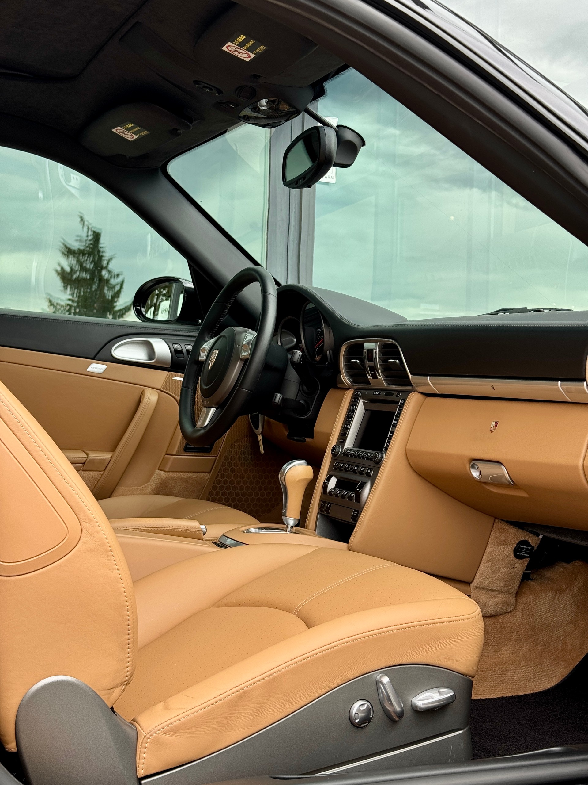PORSCHE 911 Turbo / inkl. 1 Jahr Garantie-image-9