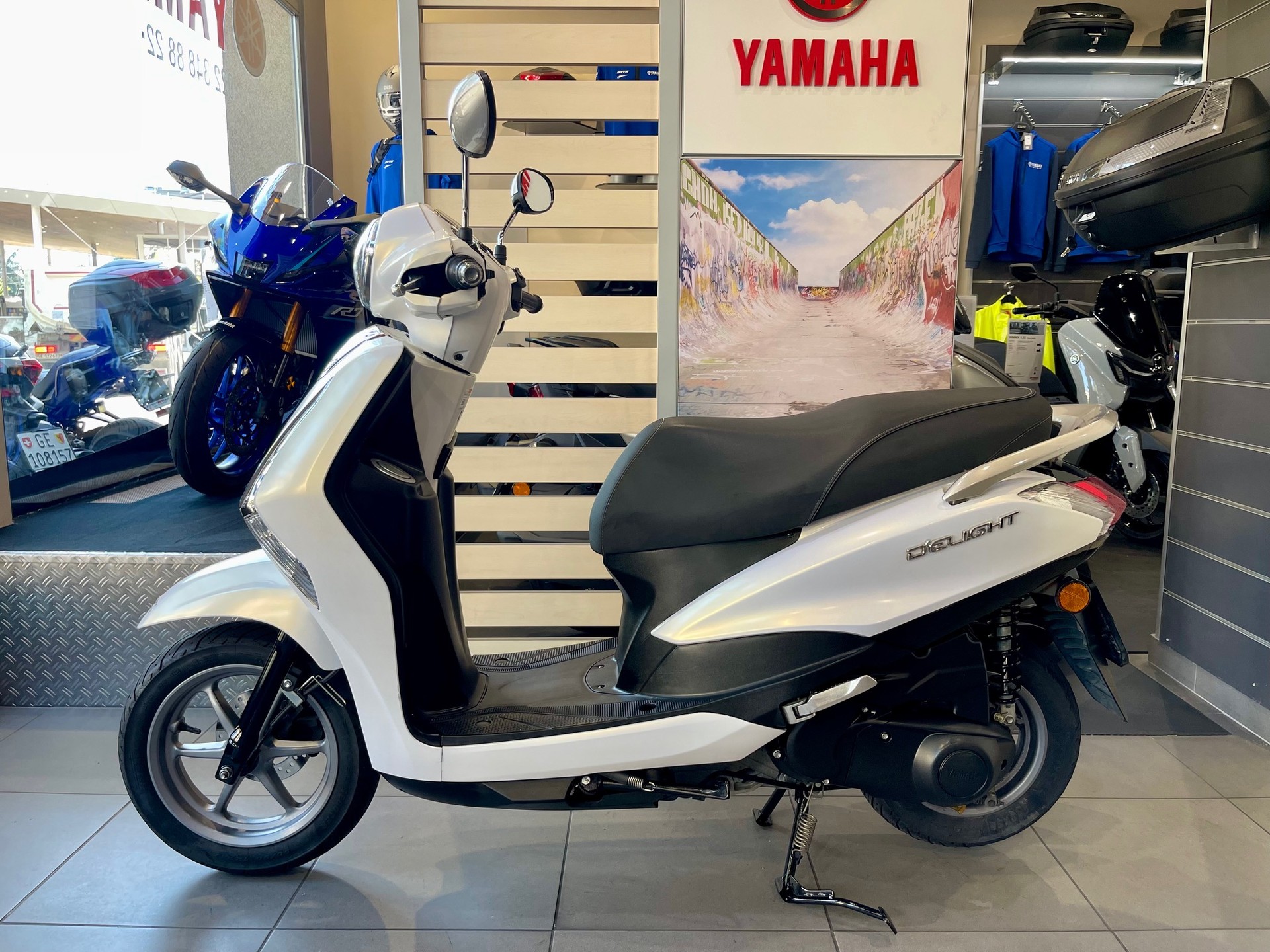 YAMAHA D'elight LTS 125-image-5