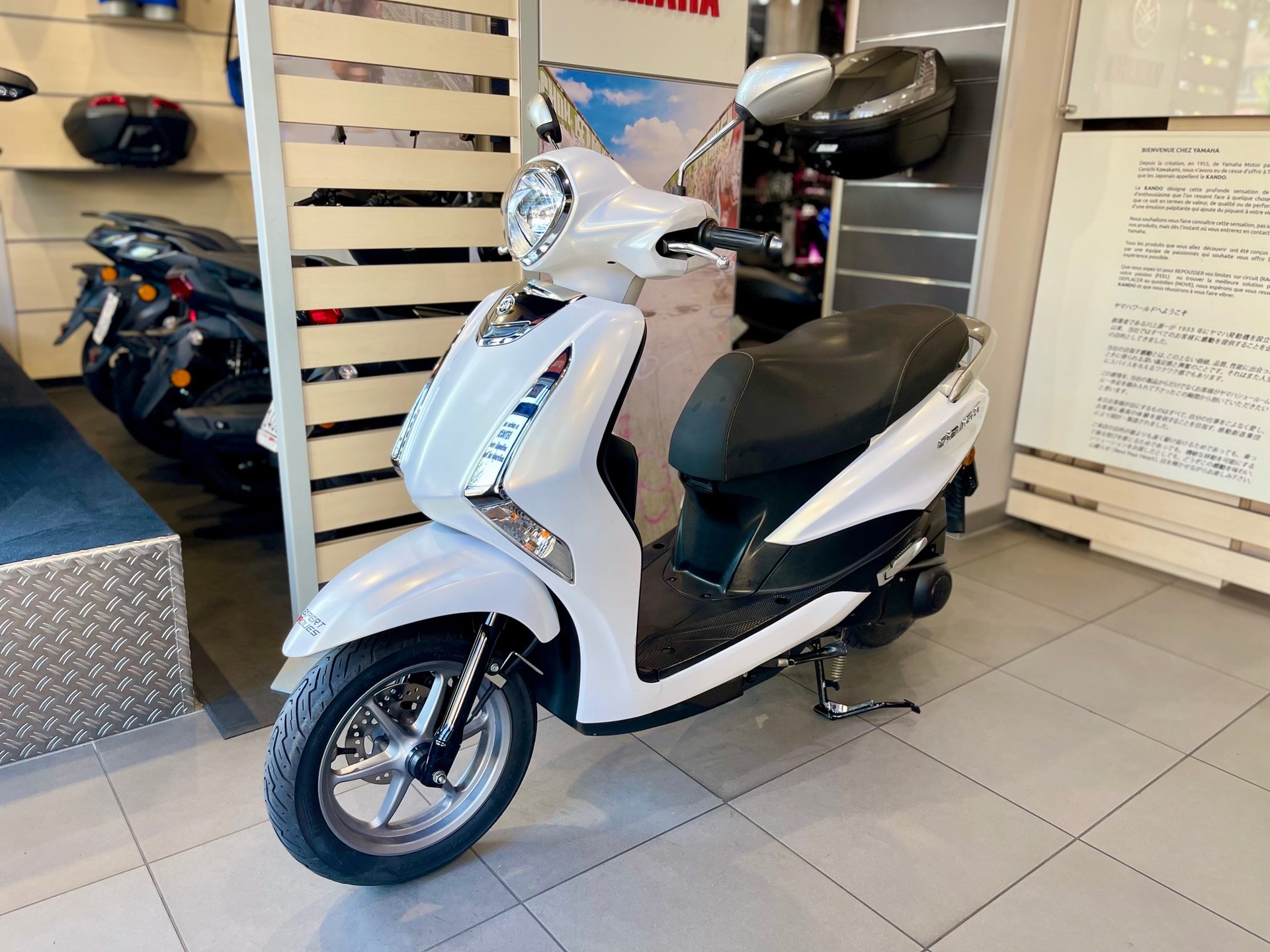 YAMAHA D'elight LTS 125-image-6