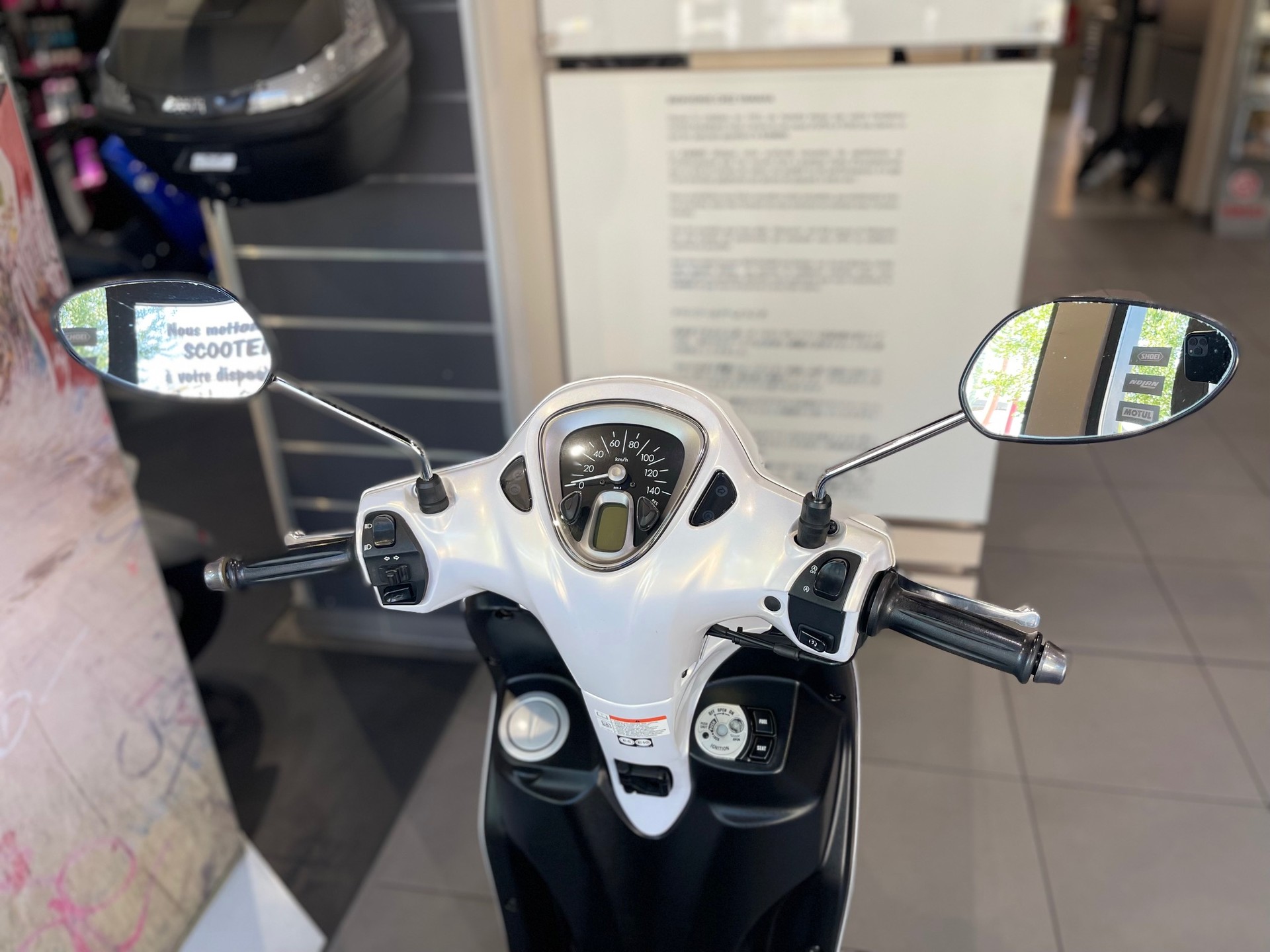 YAMAHA D'elight LTS 125-image-8
