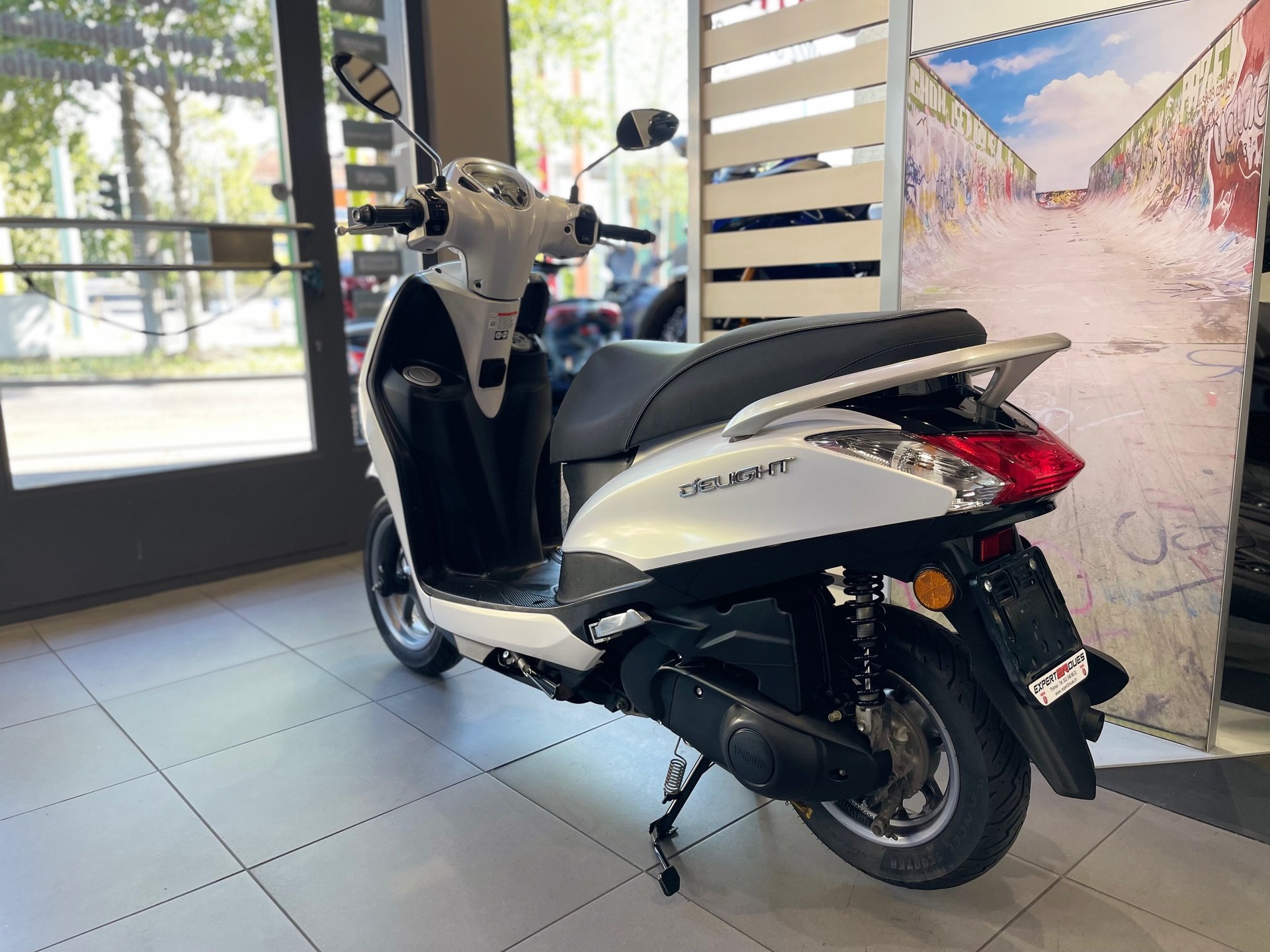 YAMAHA D'elight LTS 125-image-7