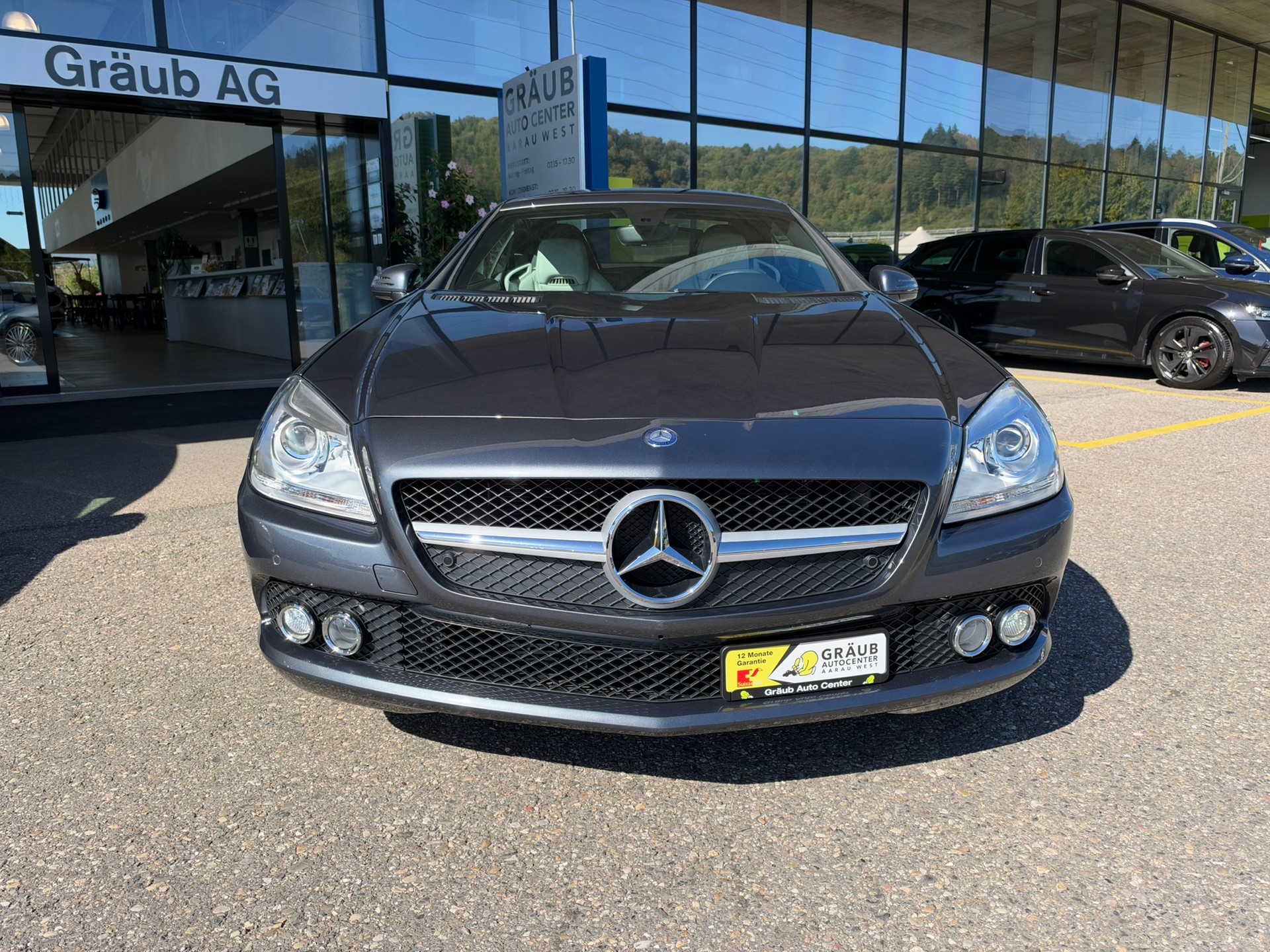 MERCEDES-BENZ SLK 200 7G-Tronic-showroom-element-1