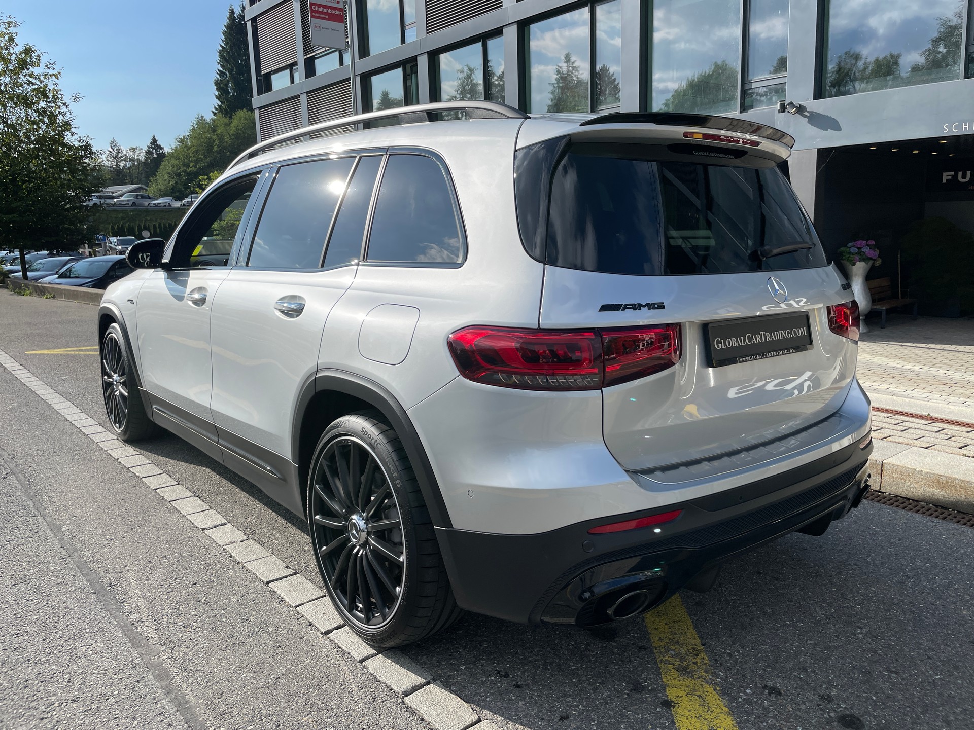 MERCEDES-BENZ GLB 35 AMG 4Matic 8G-Tronic-image-8
