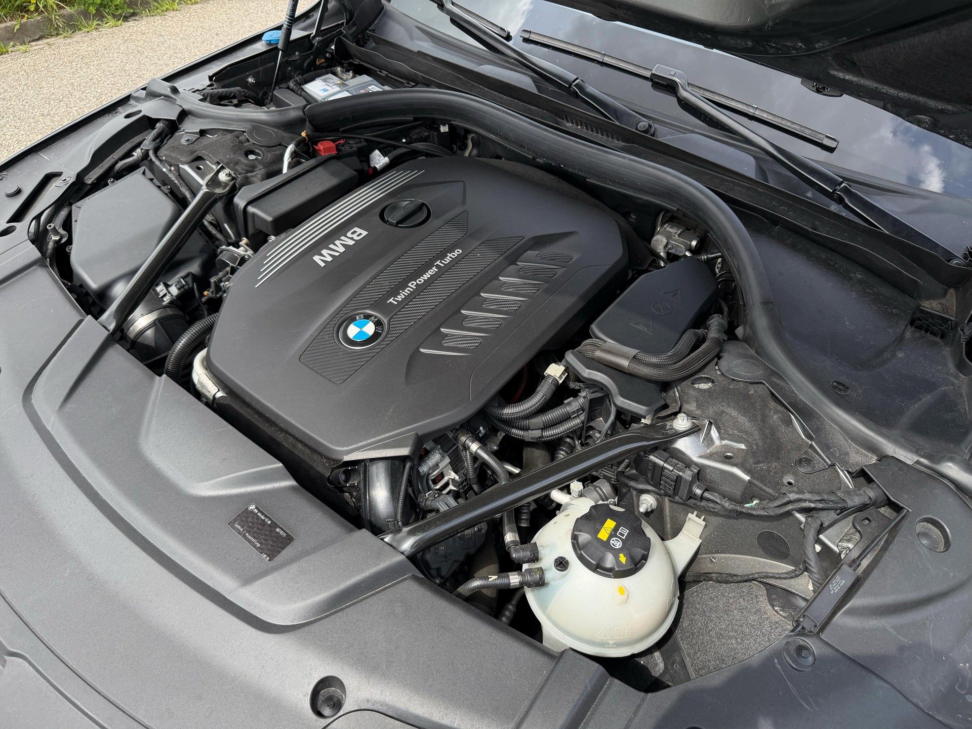 BMW BMW 740Ld xDrive M Sport | 71'000 km | Top Ausstattung | Topzustand-image-3