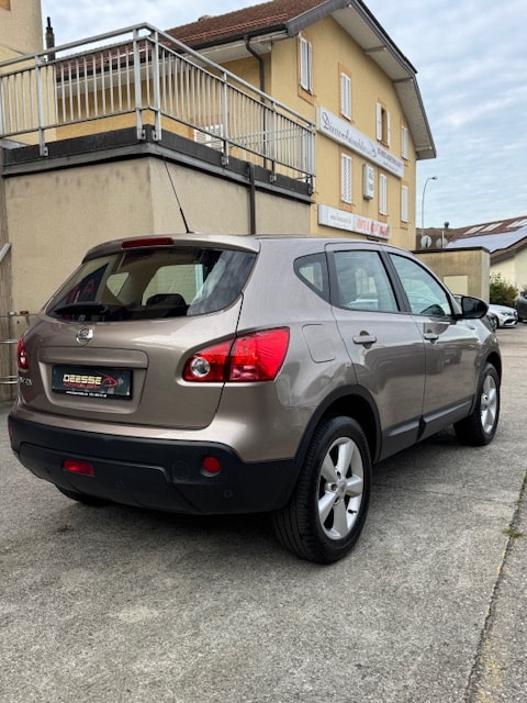 NISSAN Qashqai 2.0 4WD acenta XTronic CVT-image-4