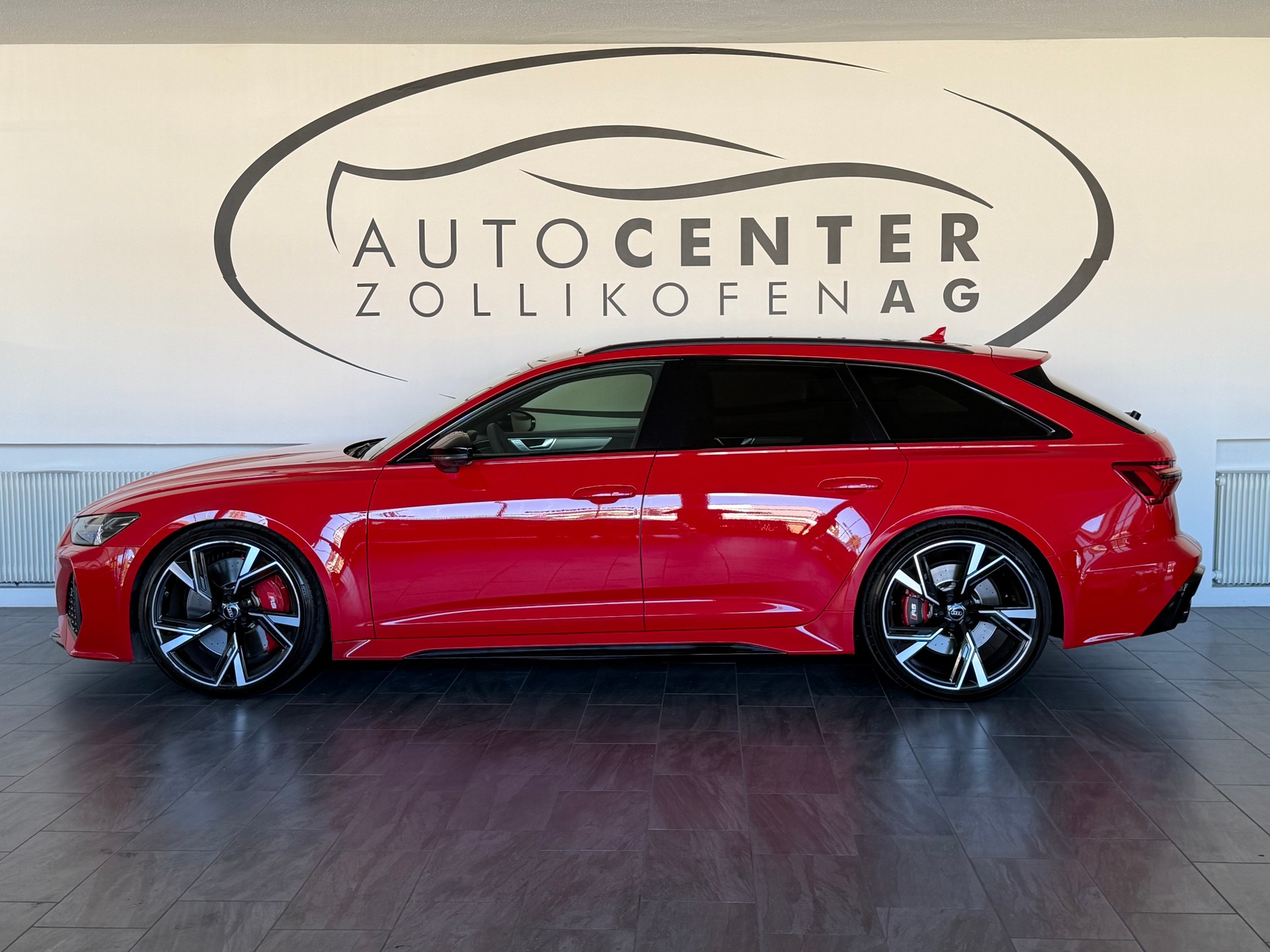 AUDI RS6 Avant 4.0 TFSI V8 quattro-showroom-element-3