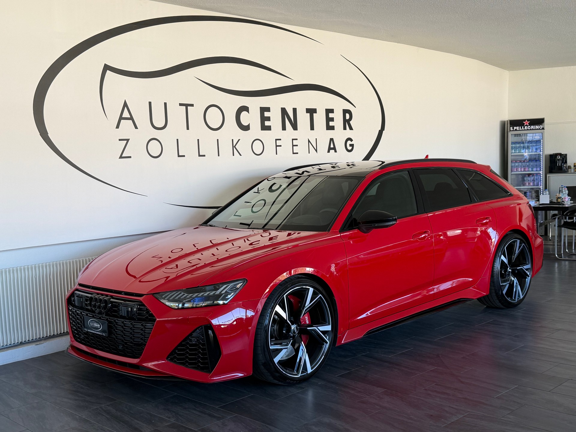 AUDI RS6 Avant 4.0 TFSI V8 quattro-showroom-element-1