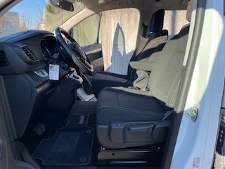 OPEL VIVARO-image-12