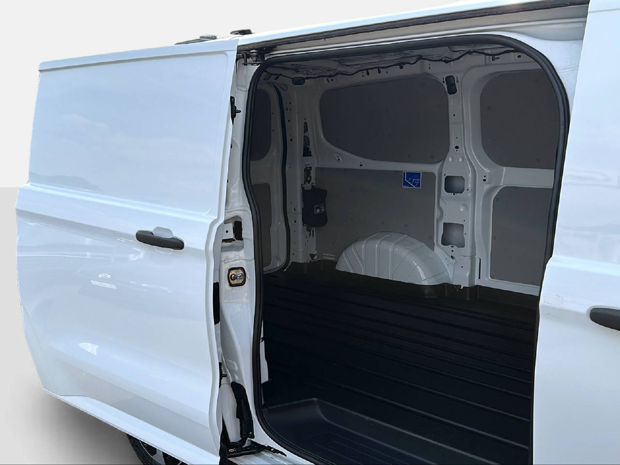 FORD E-Transit C Van 320 L1 Trend-image-12