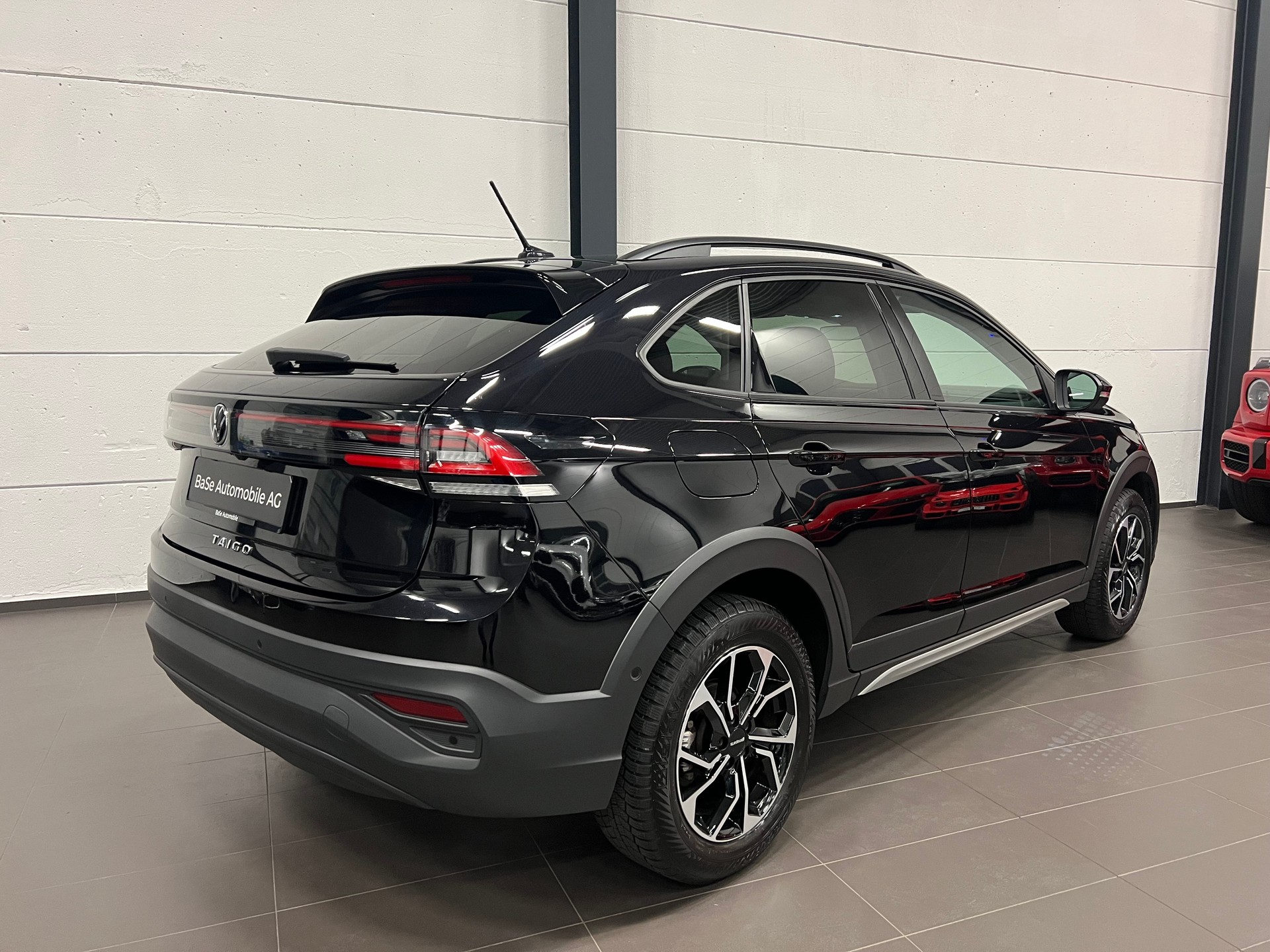 VW Taigo 1.0 TSI Life DSG-image-10