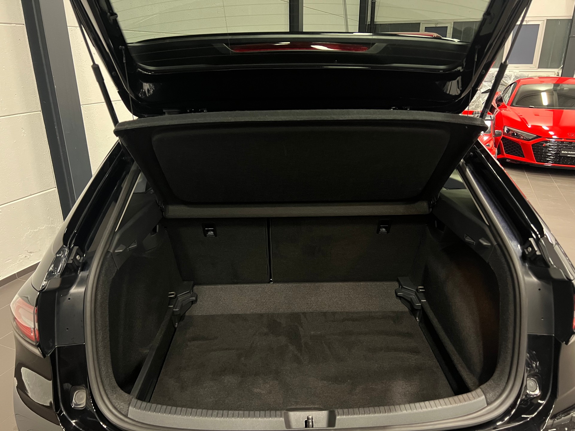 VW Taigo 1.0 TSI Life DSG-image-22