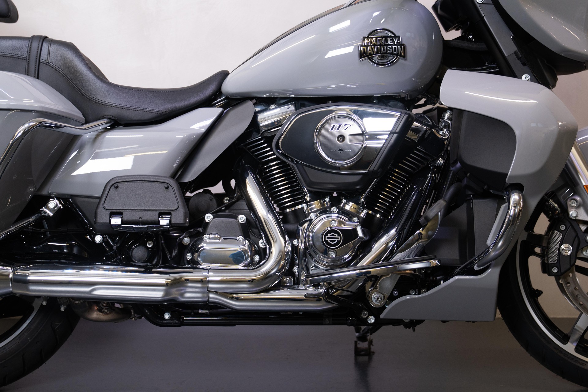 HARLEY-DAVIDSON FLHXU Street Glide Ultra 117-image-5