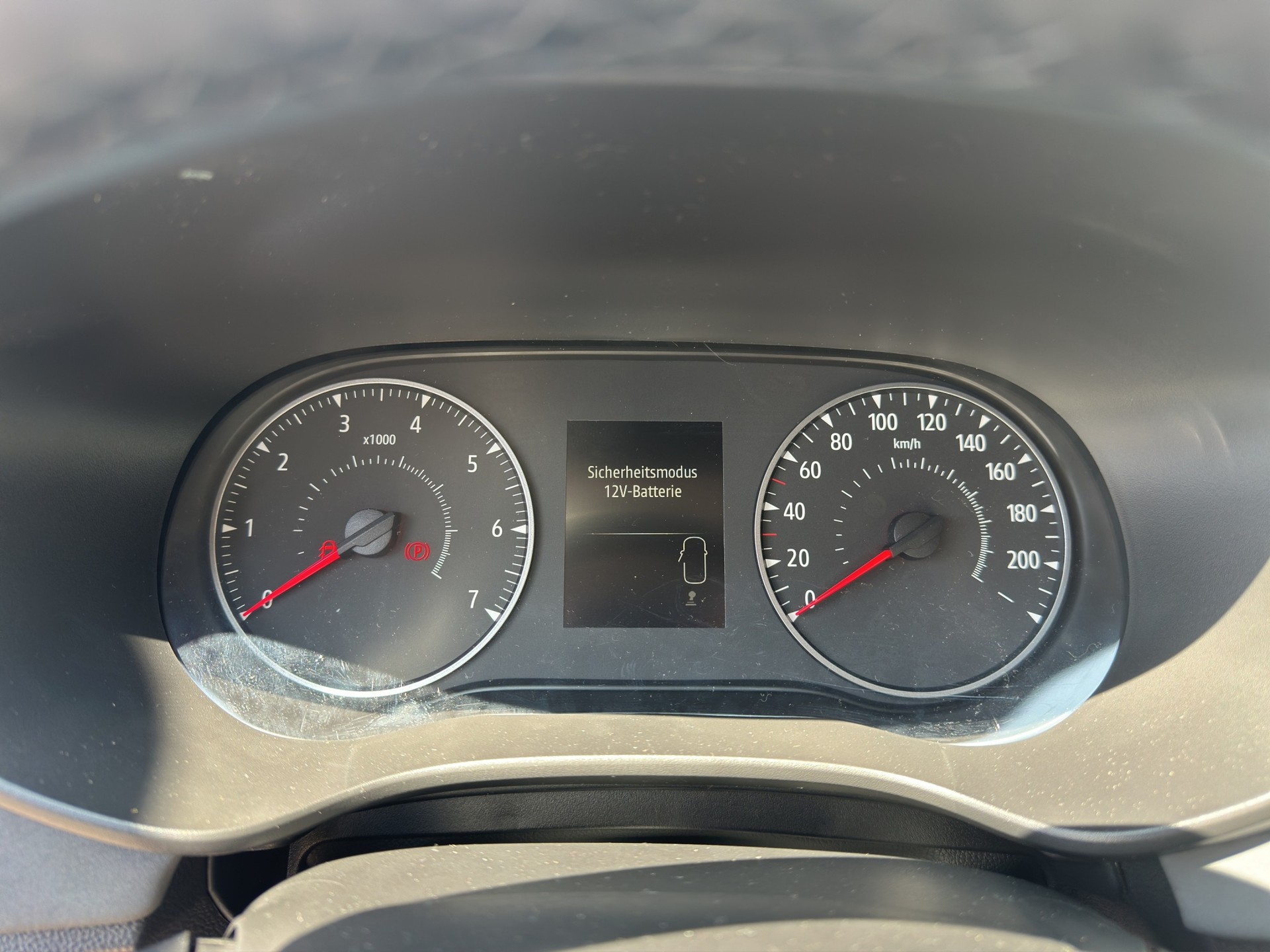 DACIA Sandero Stepway TCe 110 Extreme+-image-11