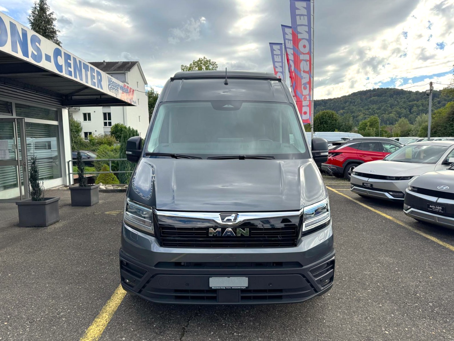 MAN TGE L5H3 VR-Van mit grosser Heckgarage, Aufstelldach und Luftfederung etc.-image-10