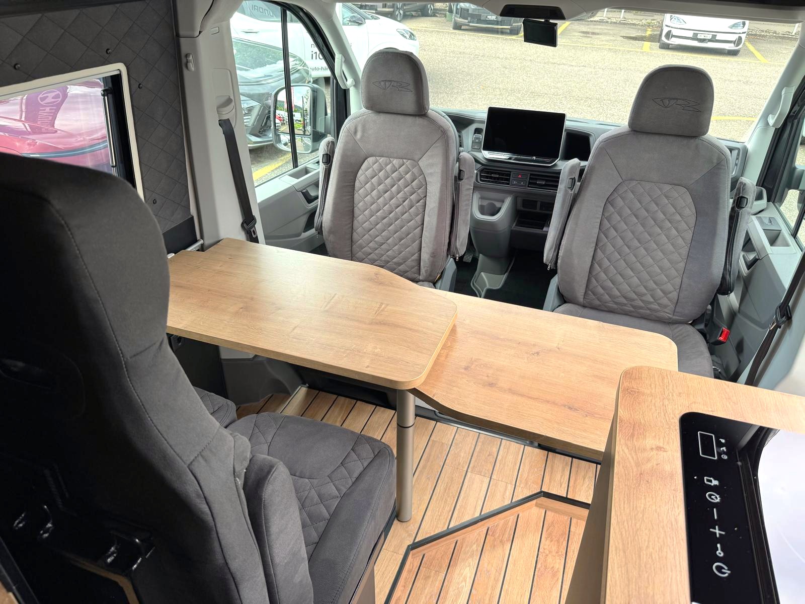 MAN TGE L5H3 VR-Van mit grosser Heckgarage, Aufstelldach und Luftfederung etc.-image-25