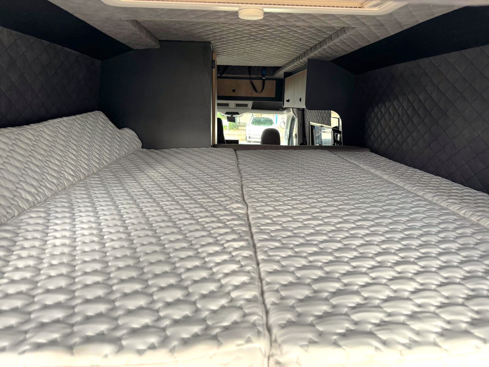 MAN TGE L5H3 VR-Van mit grosser Heckgarage, Aufstelldach und Luftfederung etc.-image-20