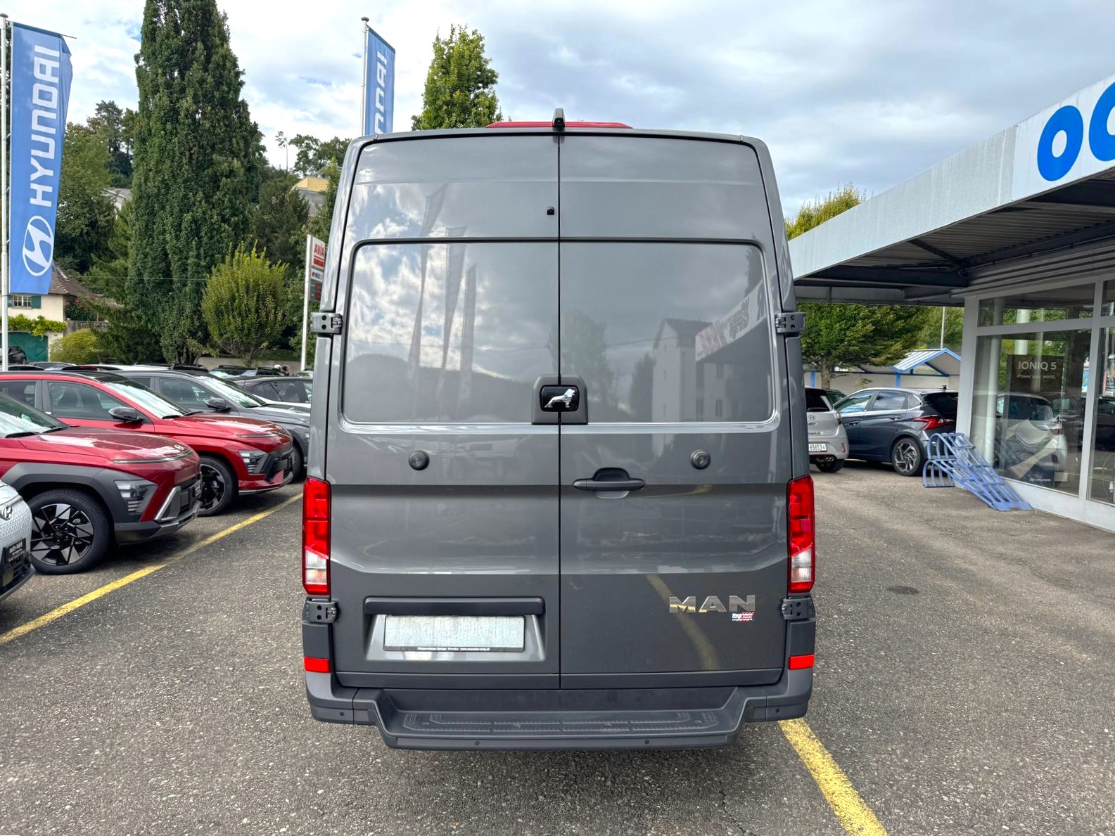 MAN TGE L5H3 VR-Van mit grosser Heckgarage, Aufstelldach und Luftfederung etc.-image-16