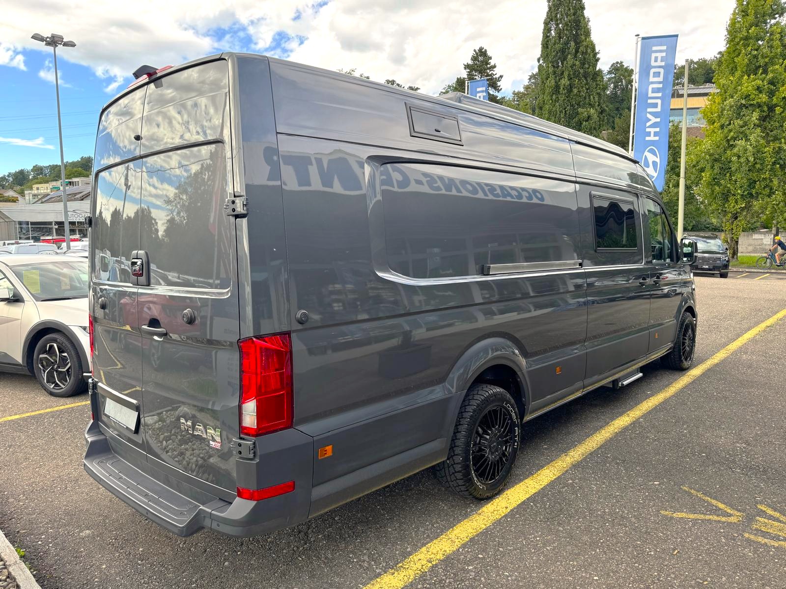 MAN TGE L5H3 VR-Van mit grosser Heckgarage, Aufstelldach und Luftfederung etc.-image-5