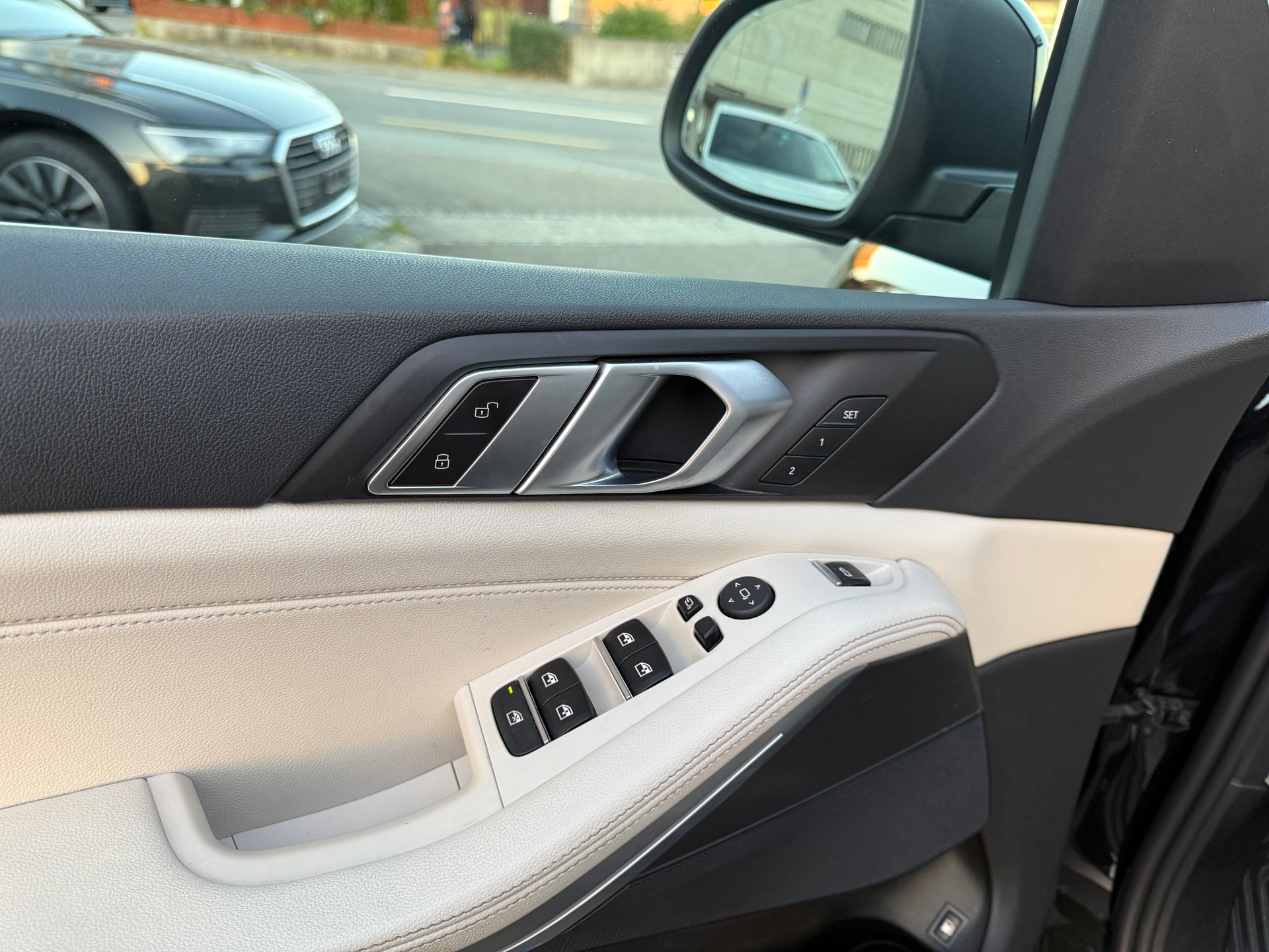 BMW X5 xDrive45e xLine Steptronic-image-14