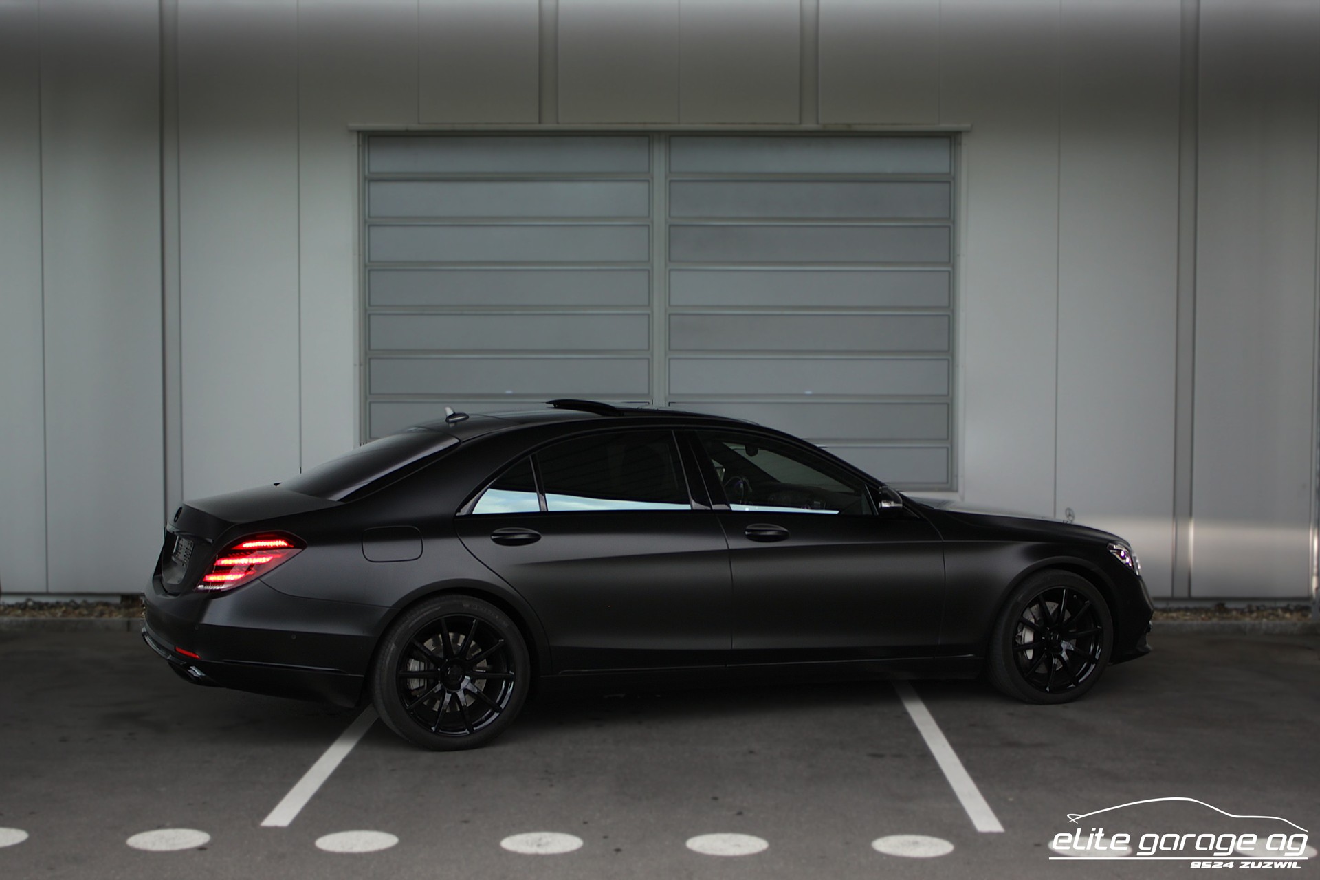 MERCEDES-BENZ S 560 L 4Matic 9G-Tronic ALL BLACK-image-4