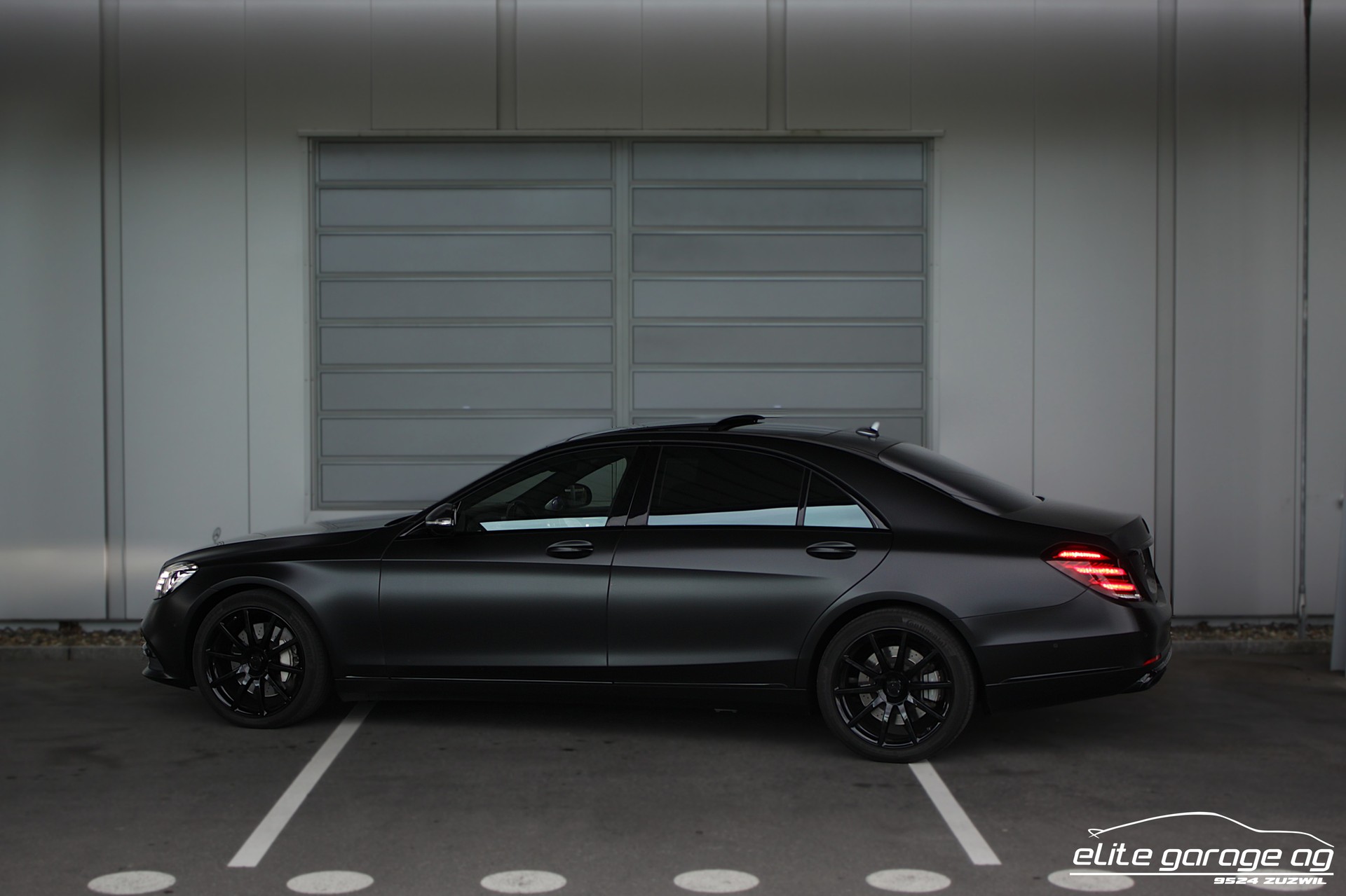 MERCEDES-BENZ S 560 L 4Matic 9G-Tronic ALL BLACK-image-2