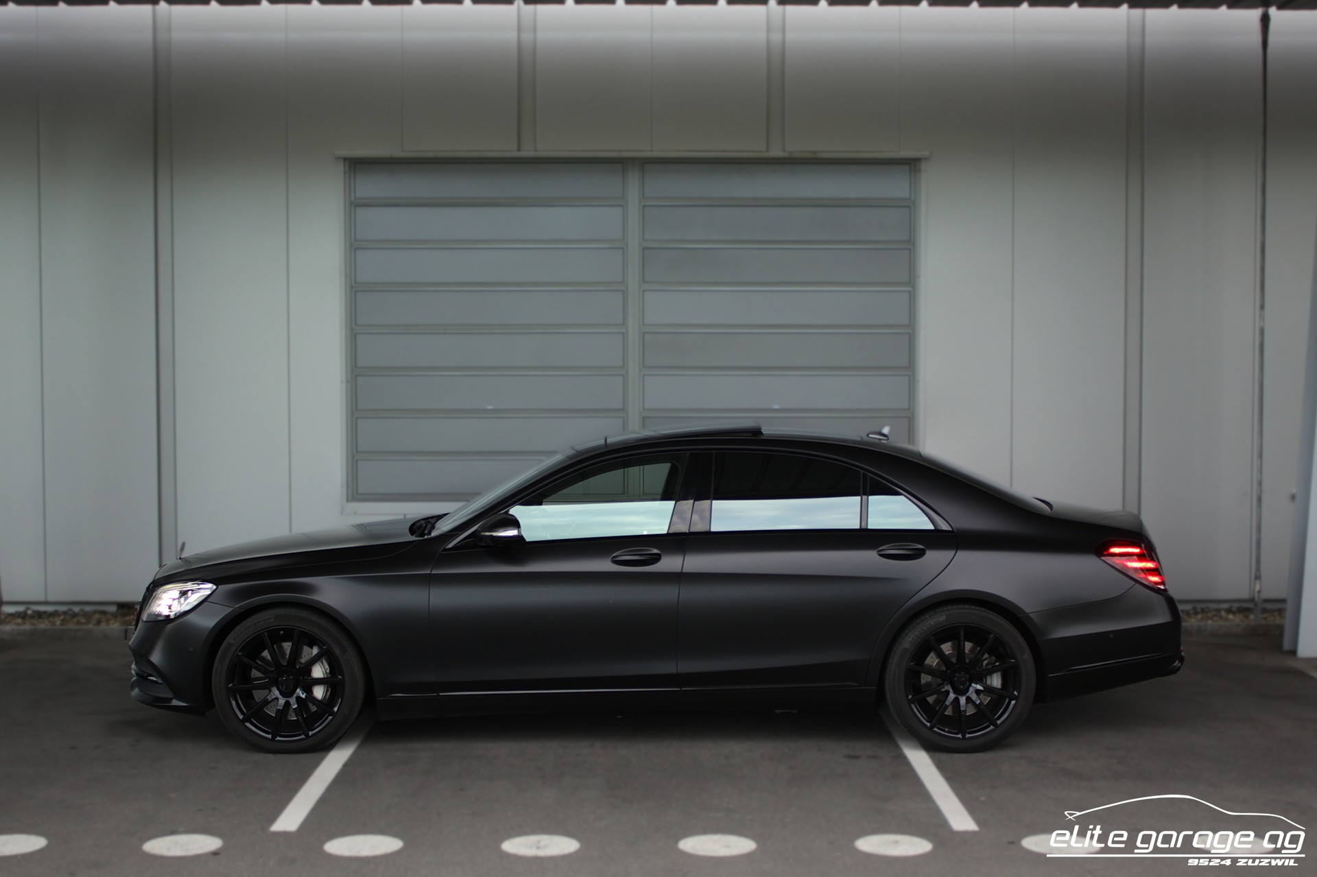 MERCEDES-BENZ S 560 L 4Matic 9G-Tronic ALL BLACK-image-1
