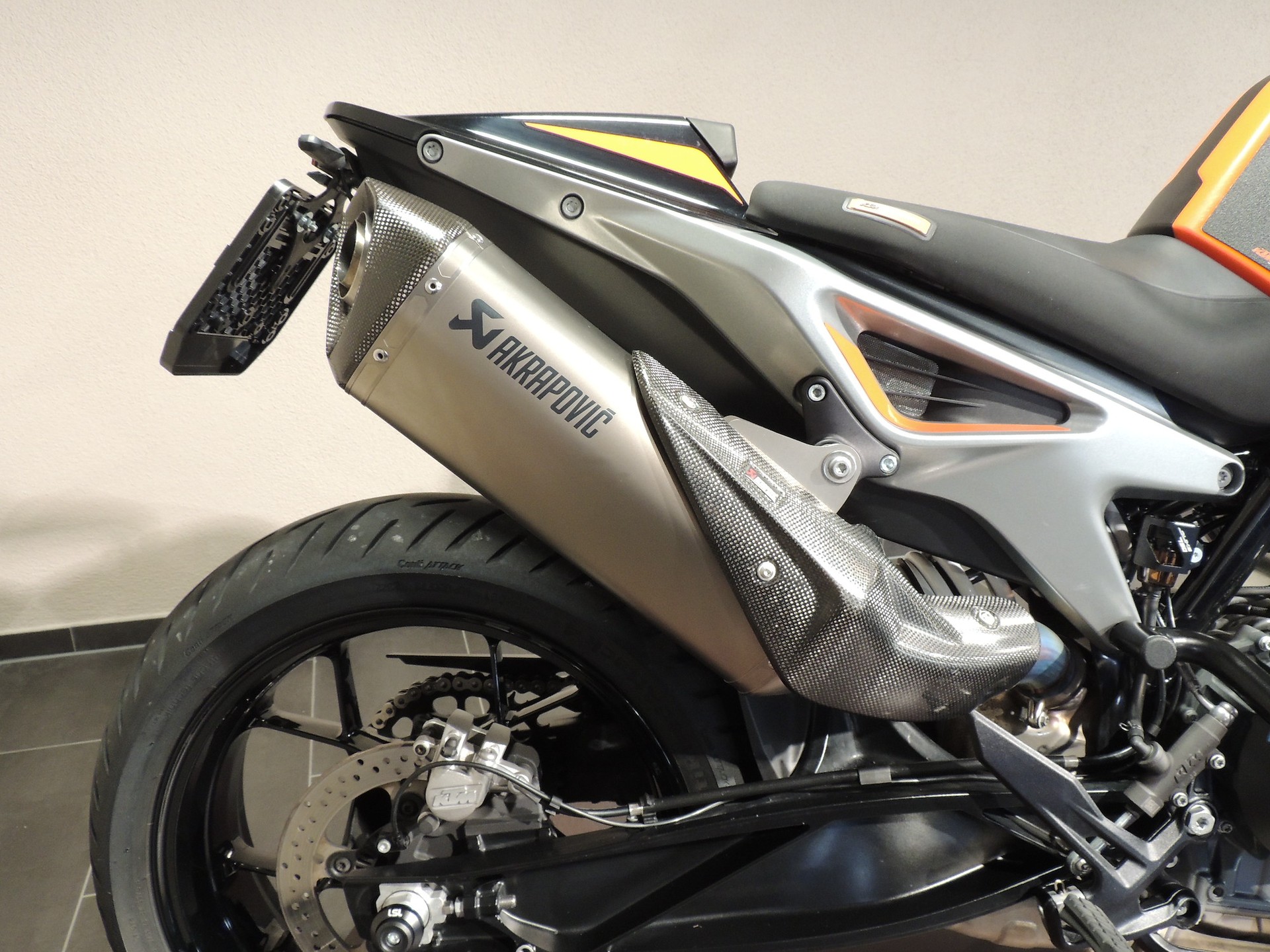 KTM 790 Duke-image-4