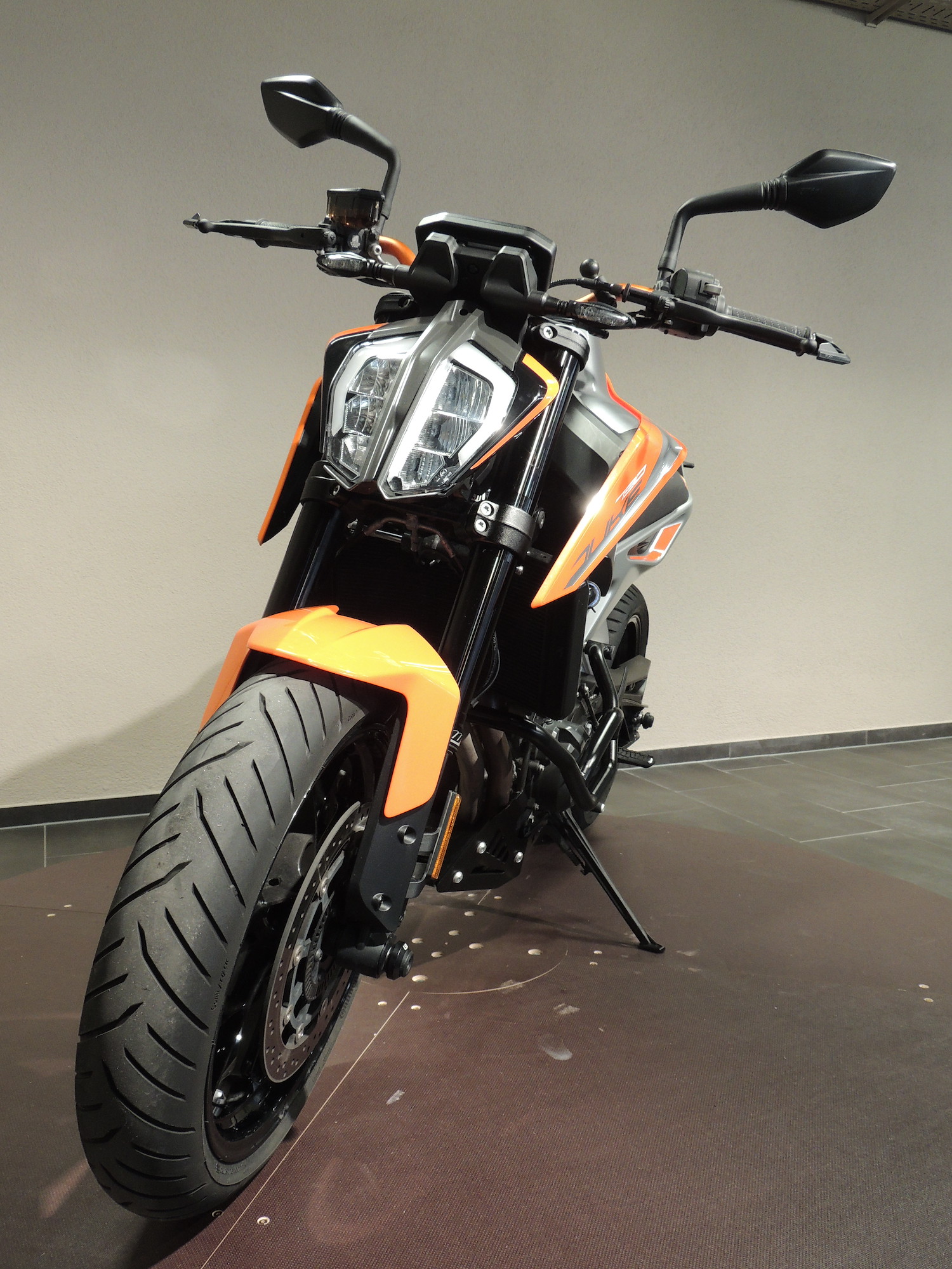 KTM 790 Duke-image-1