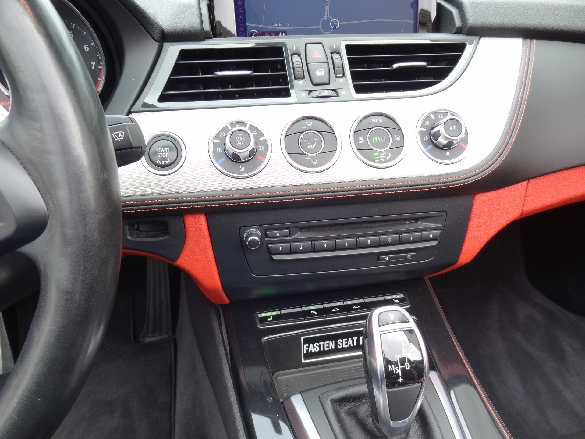 BMW Z4 sDrive35i DKG-image-12