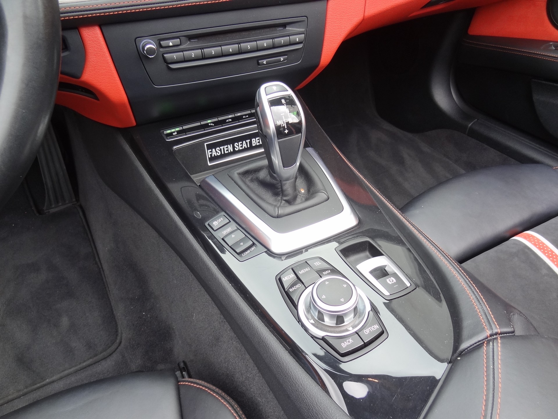 BMW Z4 sDrive35i DKG-image-13